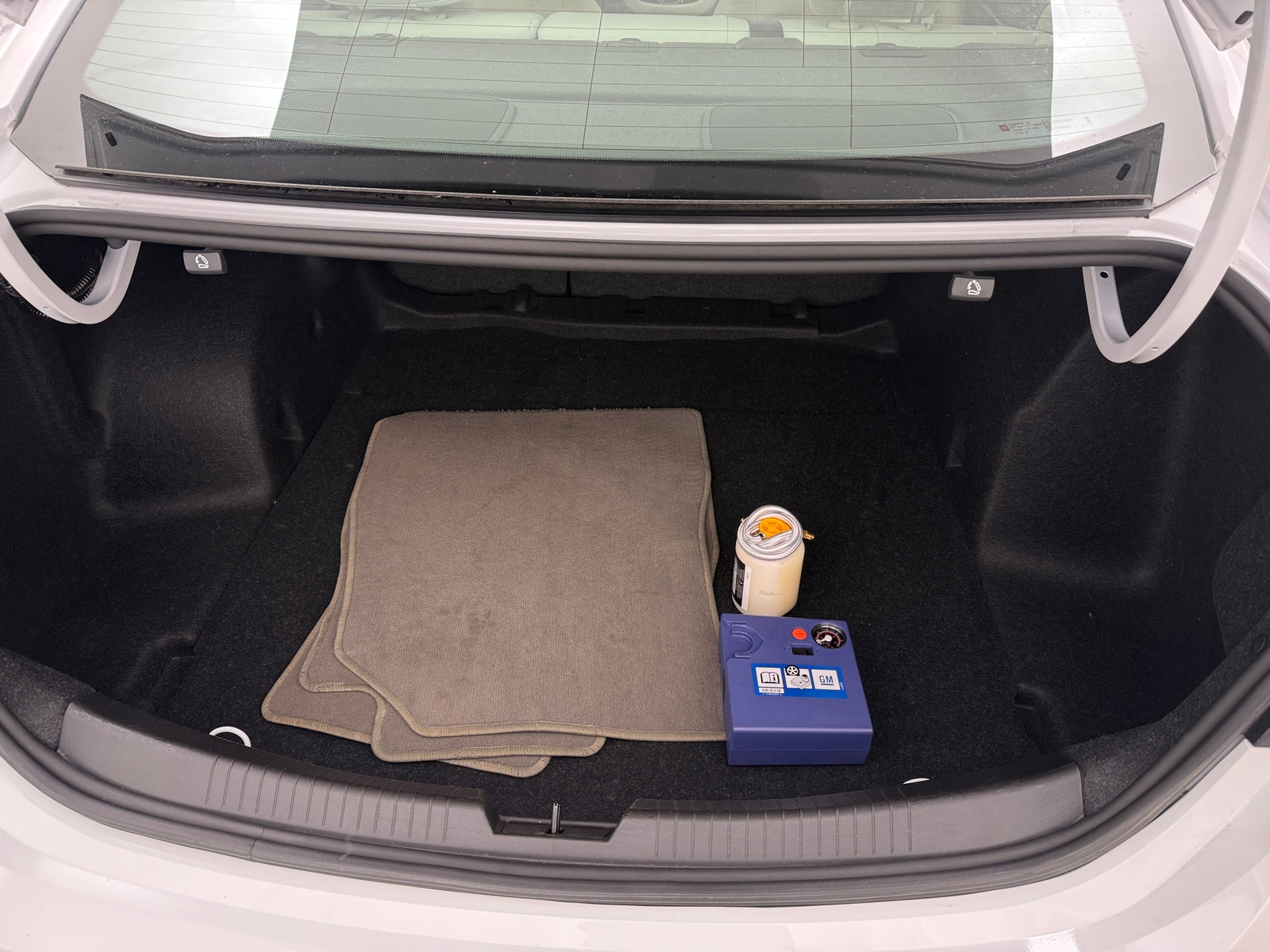 Thumbnail: 2024 Chevrolet Malibu - 6