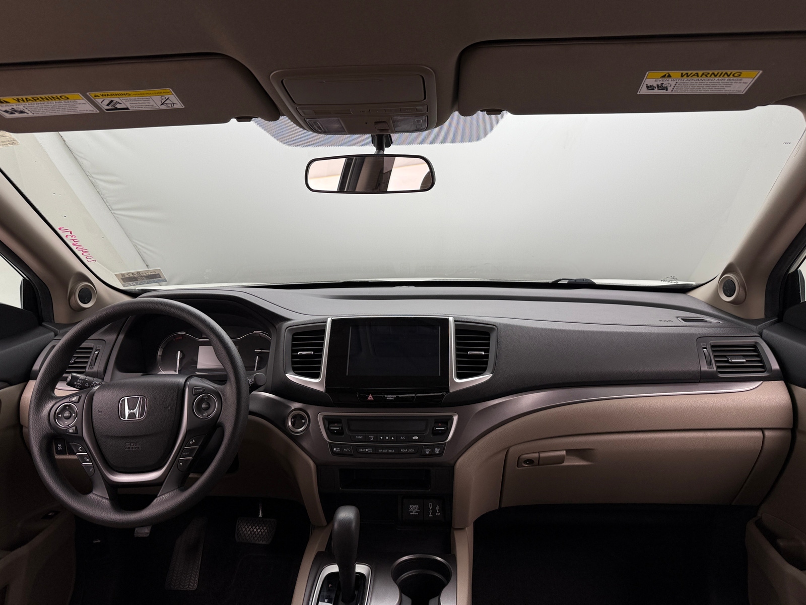 Thumbnail: 2017 Honda Pilot - 3