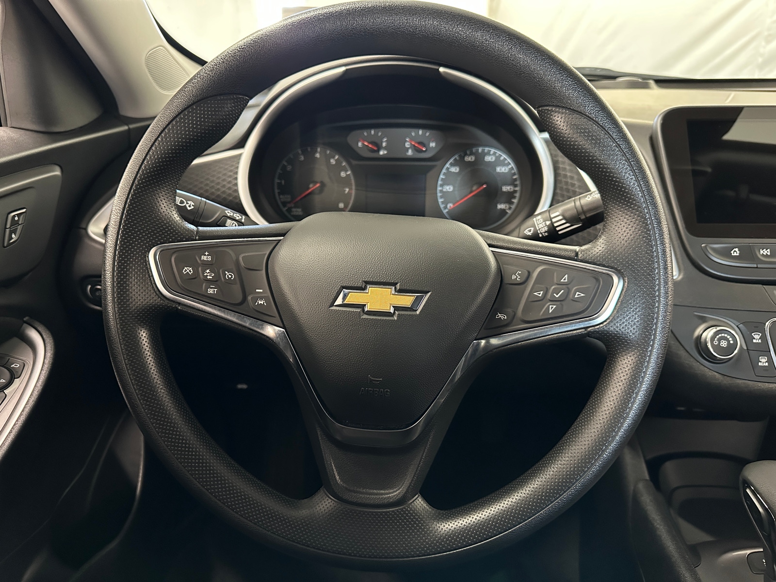 Thumbnail: 2024 Chevrolet Malibu - 5