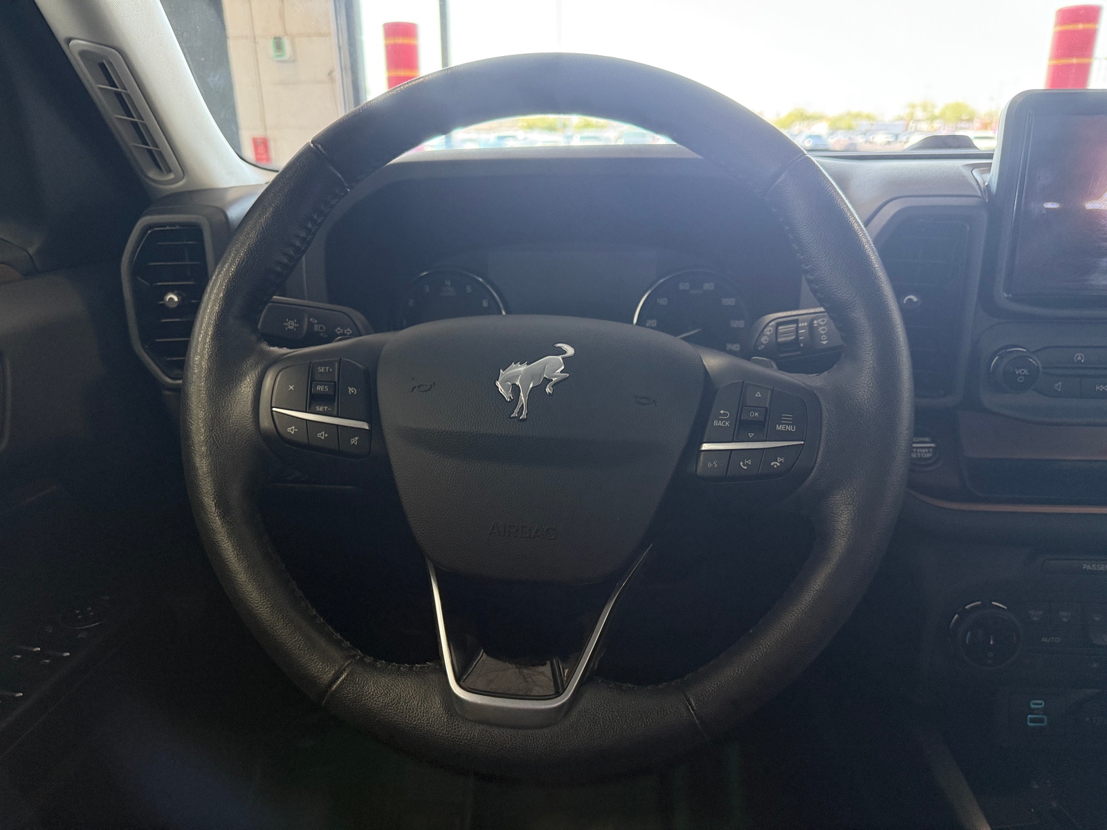 Thumbnail: 2022 Ford Bronco Sport - 4