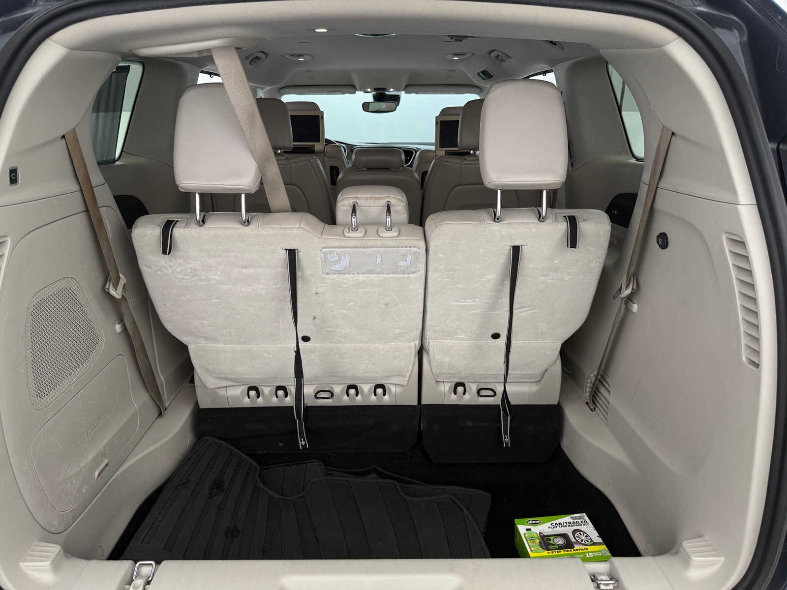 Thumbnail: 2021 Chrysler Pacifica - 6