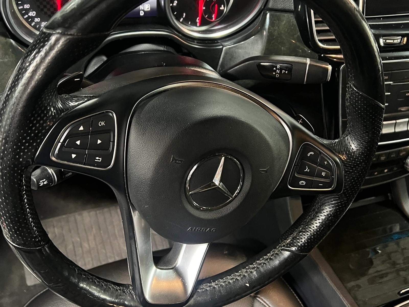 Thumbnail: 2019 Mercedes-Benz GLE - 4