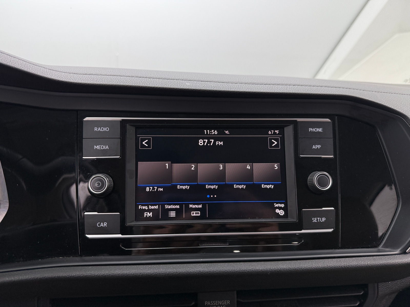 Thumbnail: 2019 Volkswagen Jetta - 4