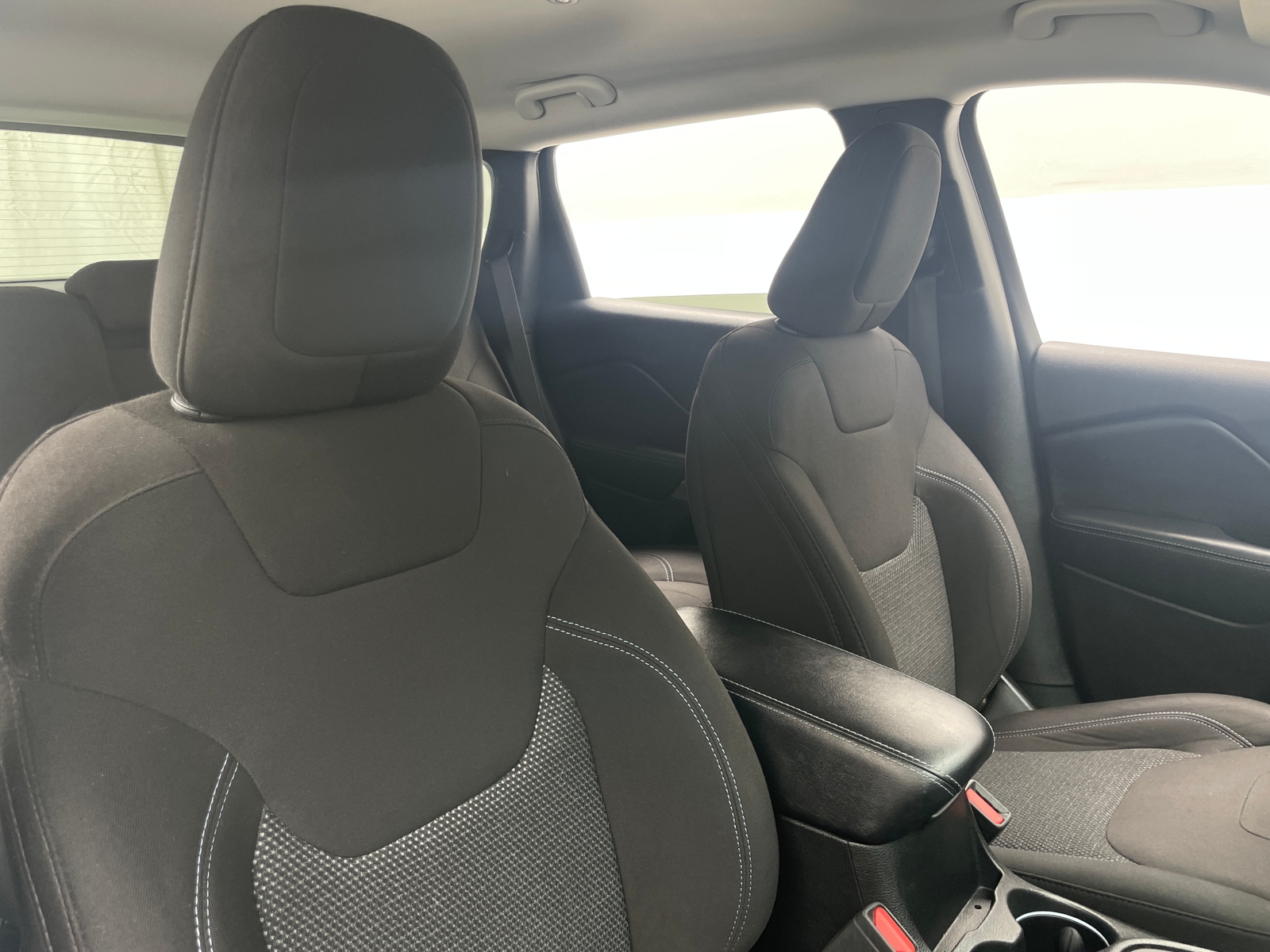 Thumbnail: 2019 Jeep Cherokee - 2