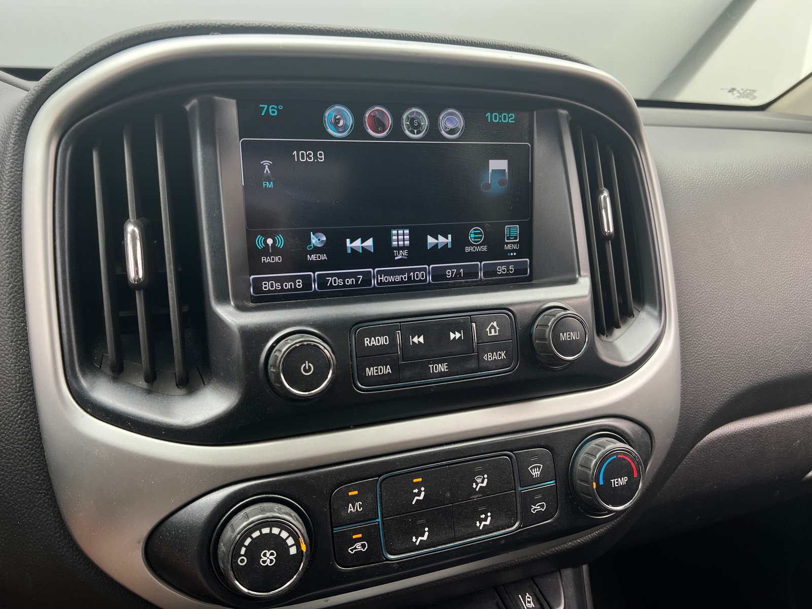 Thumbnail: 2016 Chevrolet Colorado - 4
