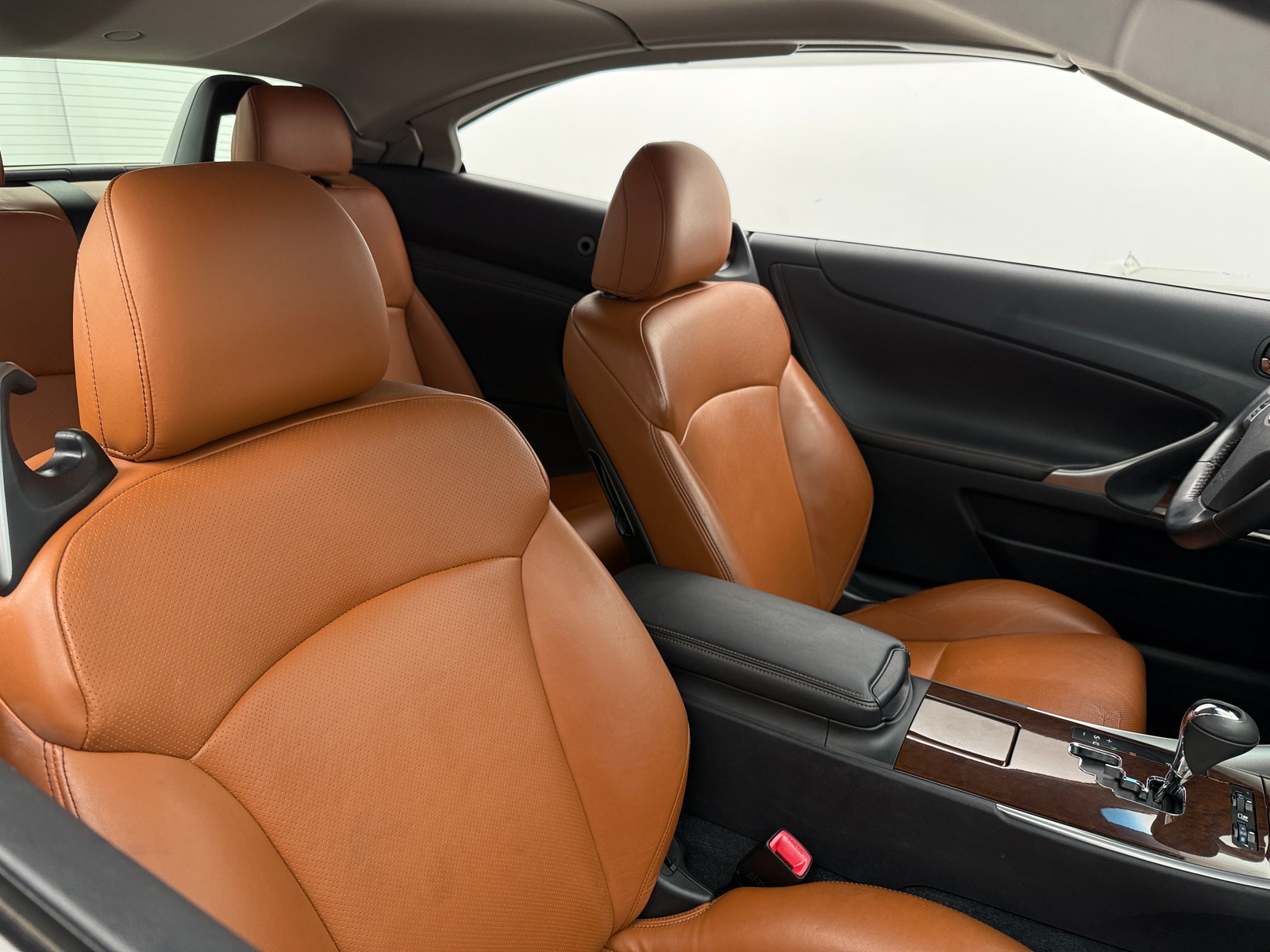 Thumbnail: 2011 Lexus IS - 2