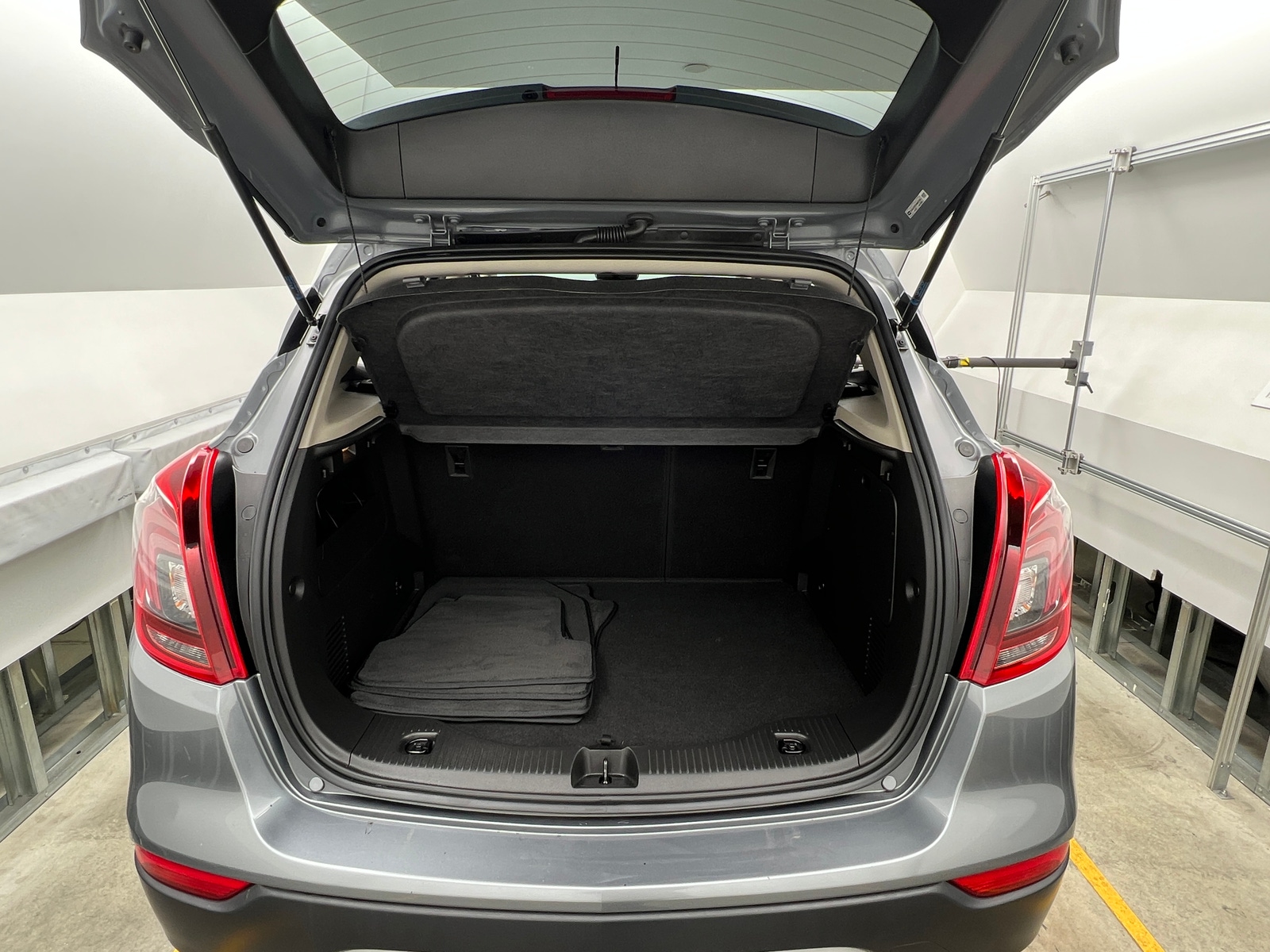 Thumbnail: 2019 Buick Encore - 6