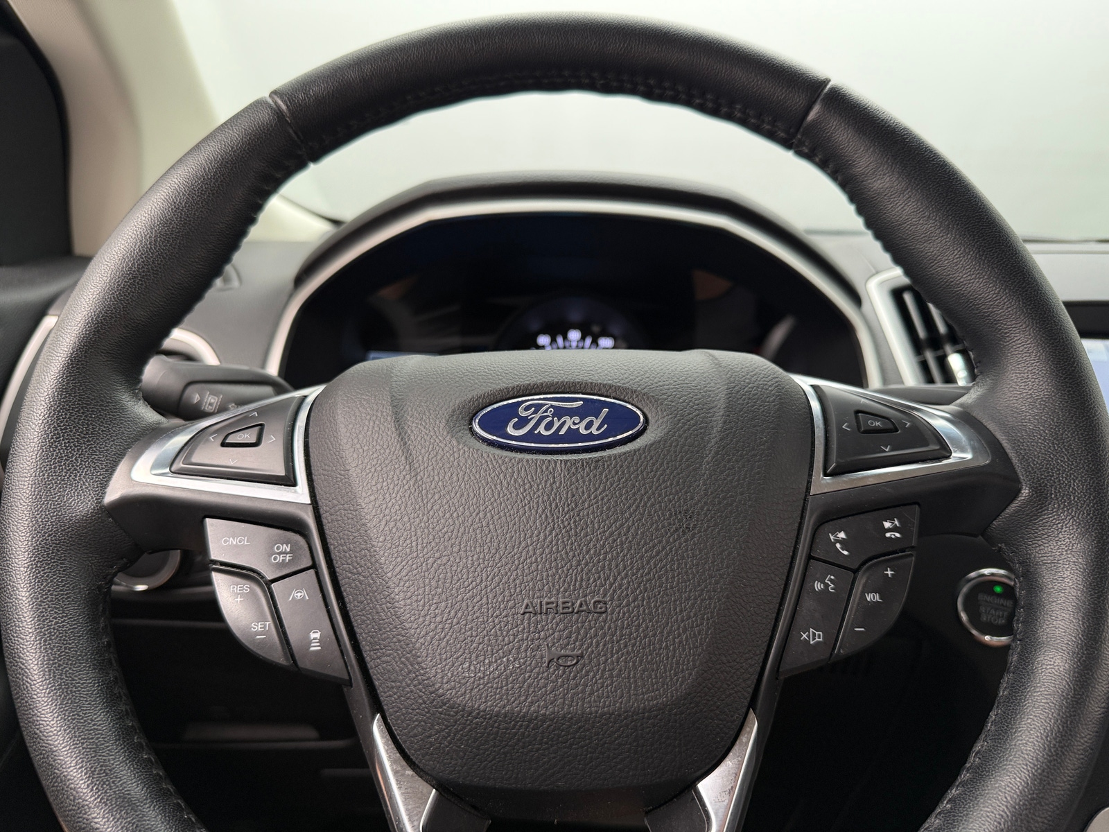 Thumbnail: 2020 Ford Edge - 4