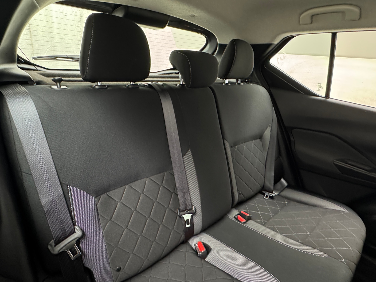 Thumbnail: 2019 Nissan Kicks - 6