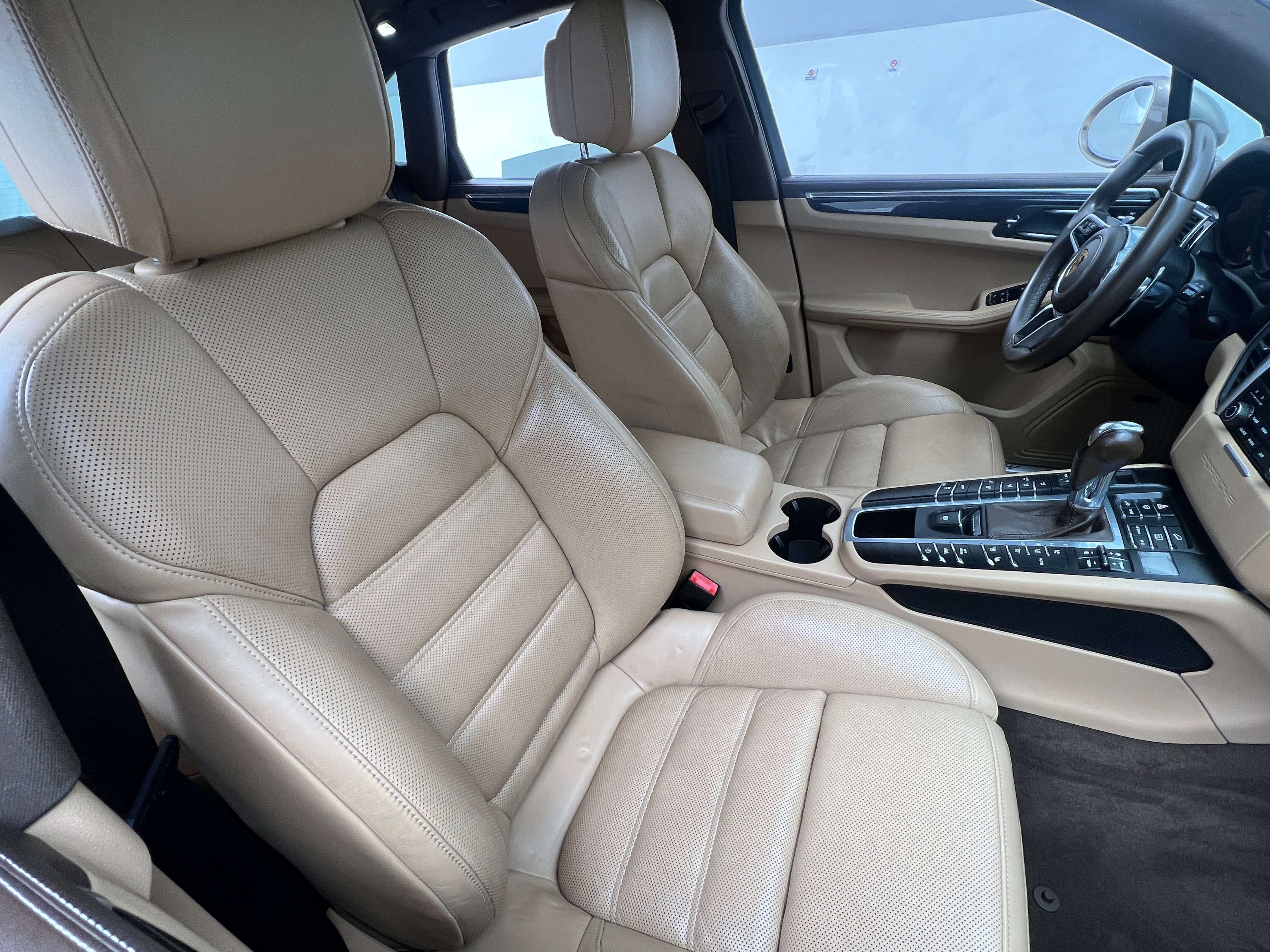 2017 Porsche Macan