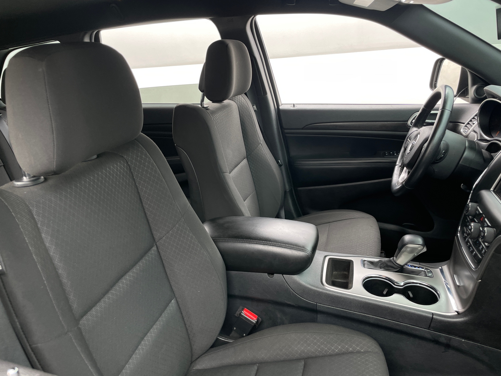 Thumbnail: 2018 Jeep Grand Cherokee - 2