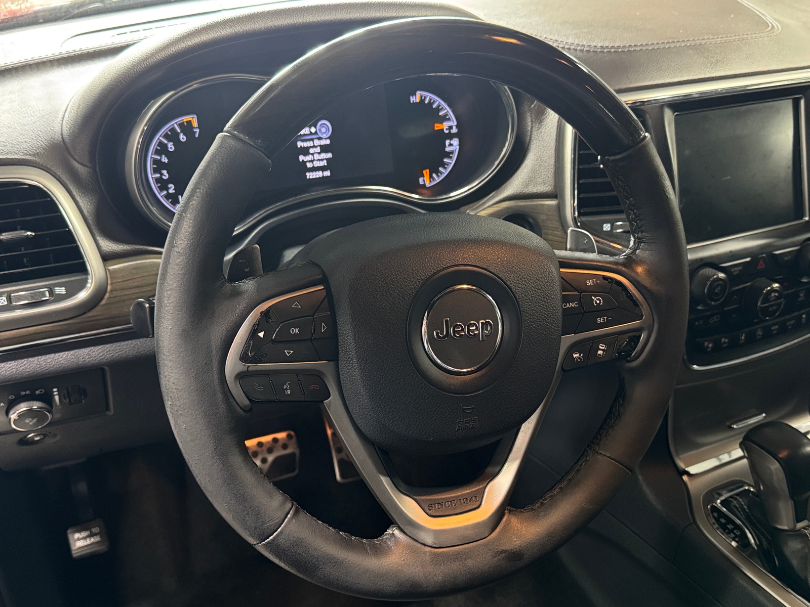 Thumbnail: 2017 Jeep Grand Cherokee - 4