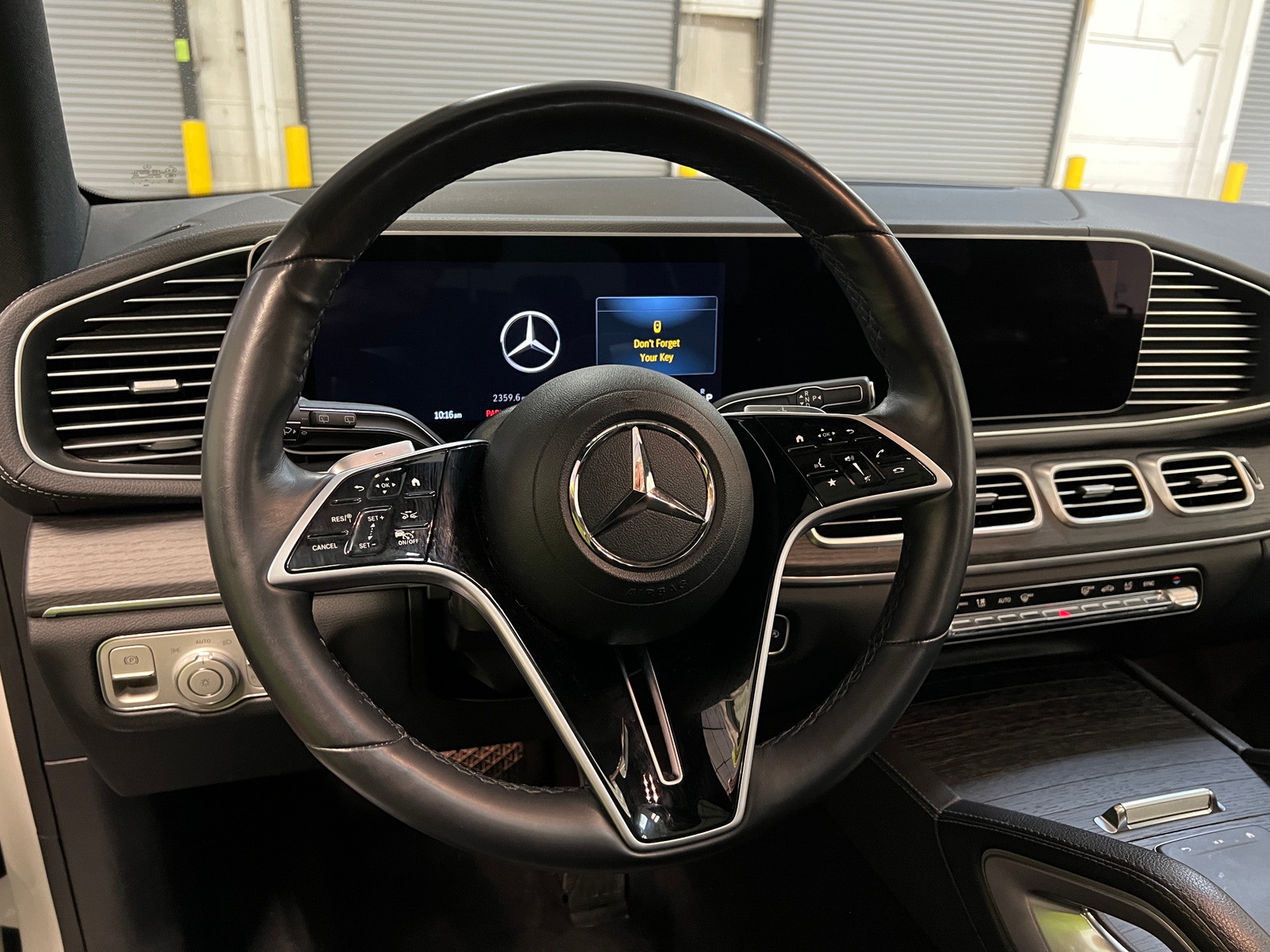 Thumbnail: 2024 Mercedes-Benz GLS - 4