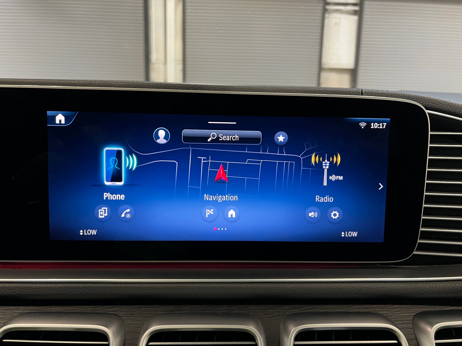 Thumbnail: 2024 Mercedes-Benz GLS - 3