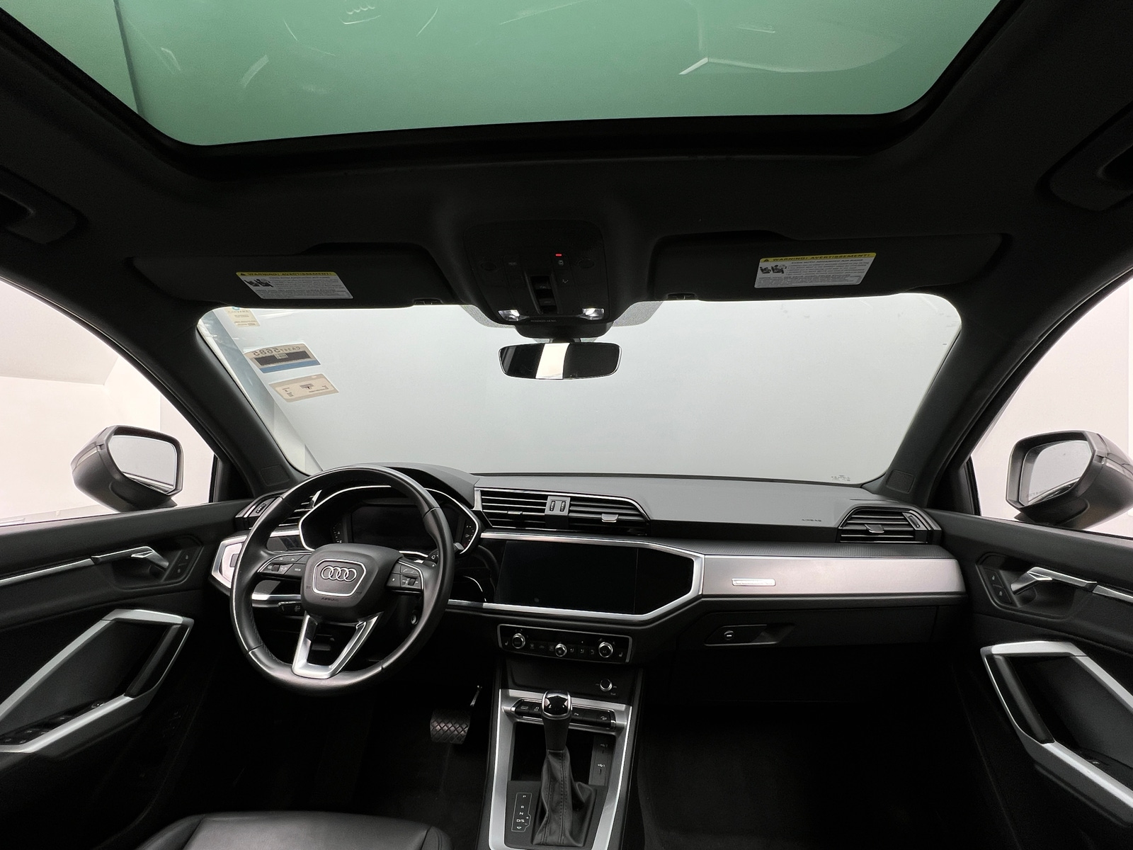 Thumbnail: 2022 Audi Q3 - 2