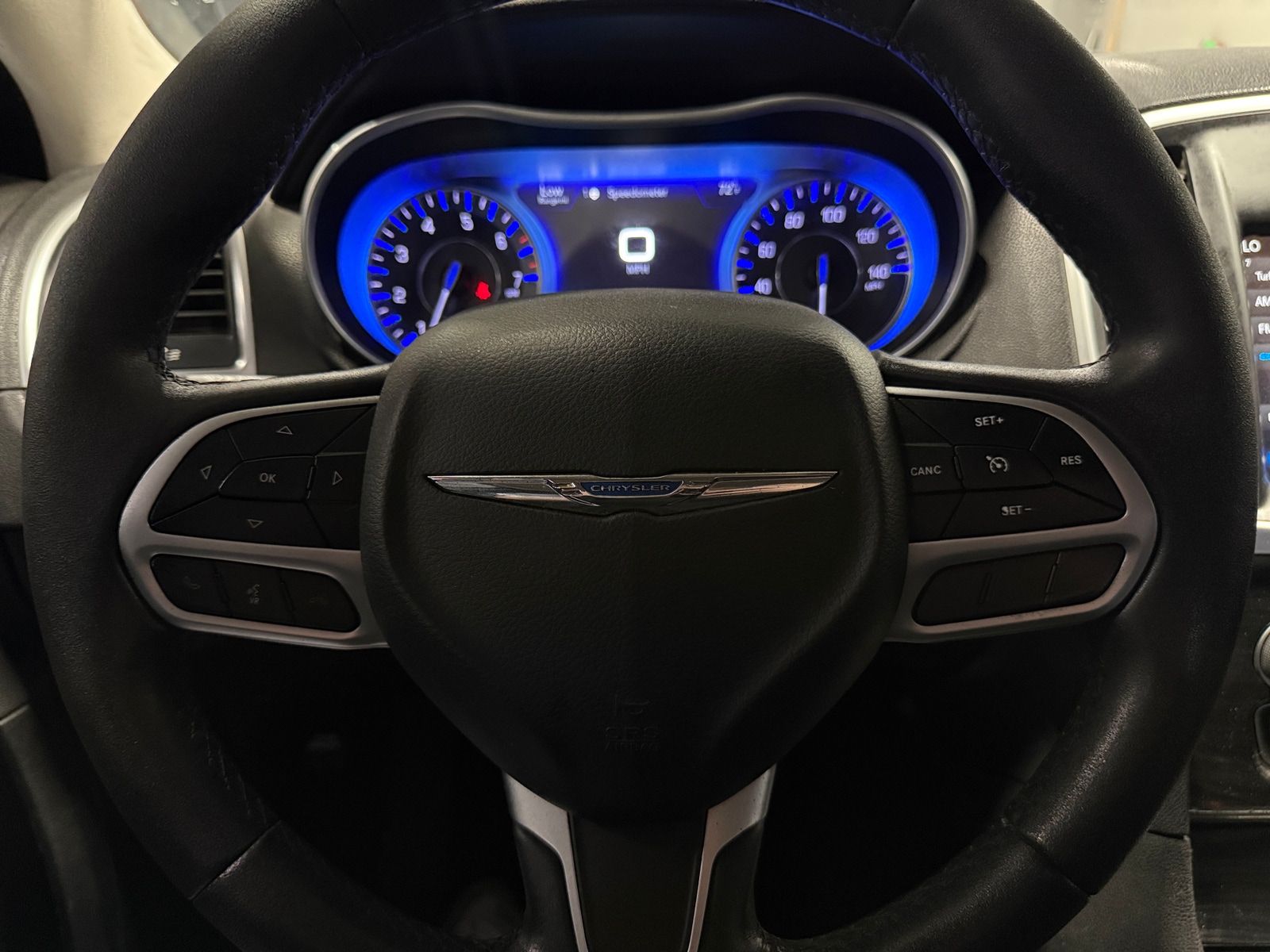 Thumbnail: 2018 Chrysler 300 - 5
