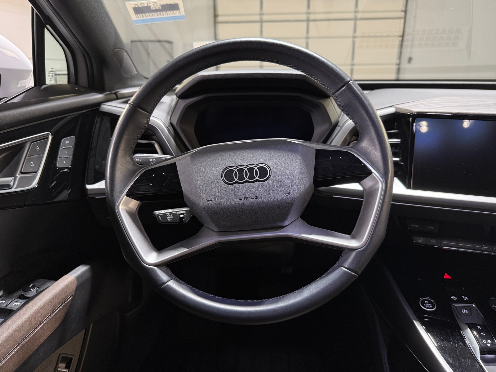 Thumbnail: 2024 Audi Q4 e-tron - 4