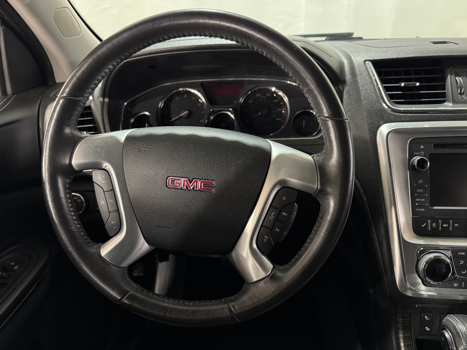 Thumbnail: 2015 GMC Acadia - 4