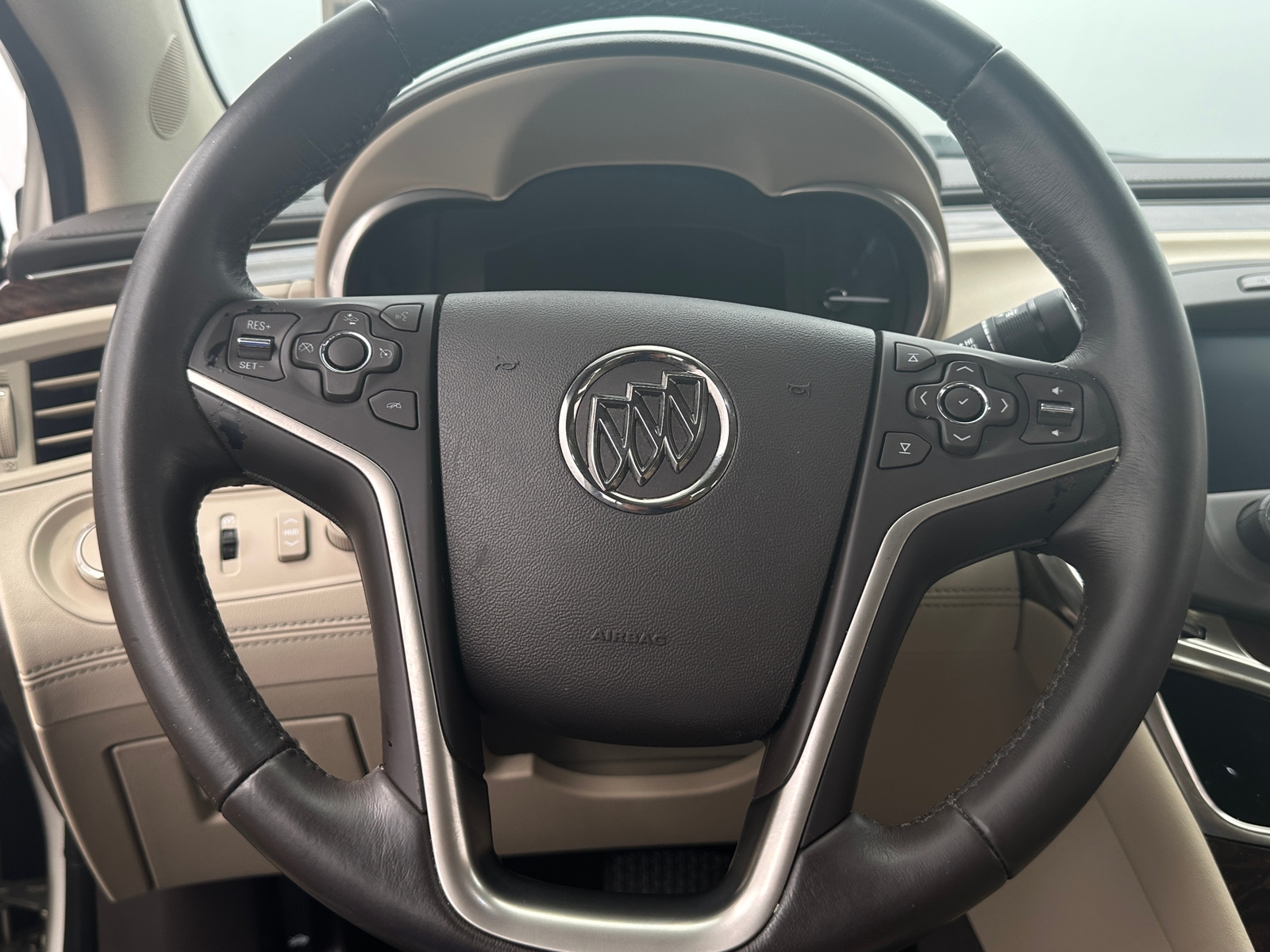 Thumbnail: 2014 Buick LaCrosse - 4