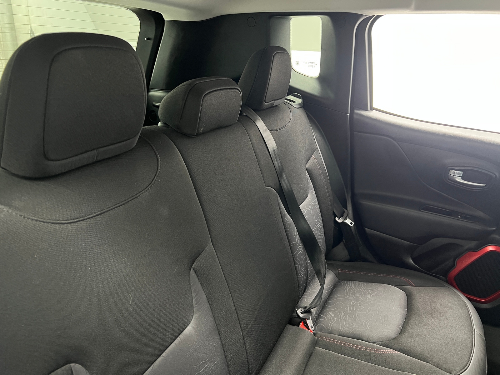 Thumbnail: 2017 Jeep Renegade - 6