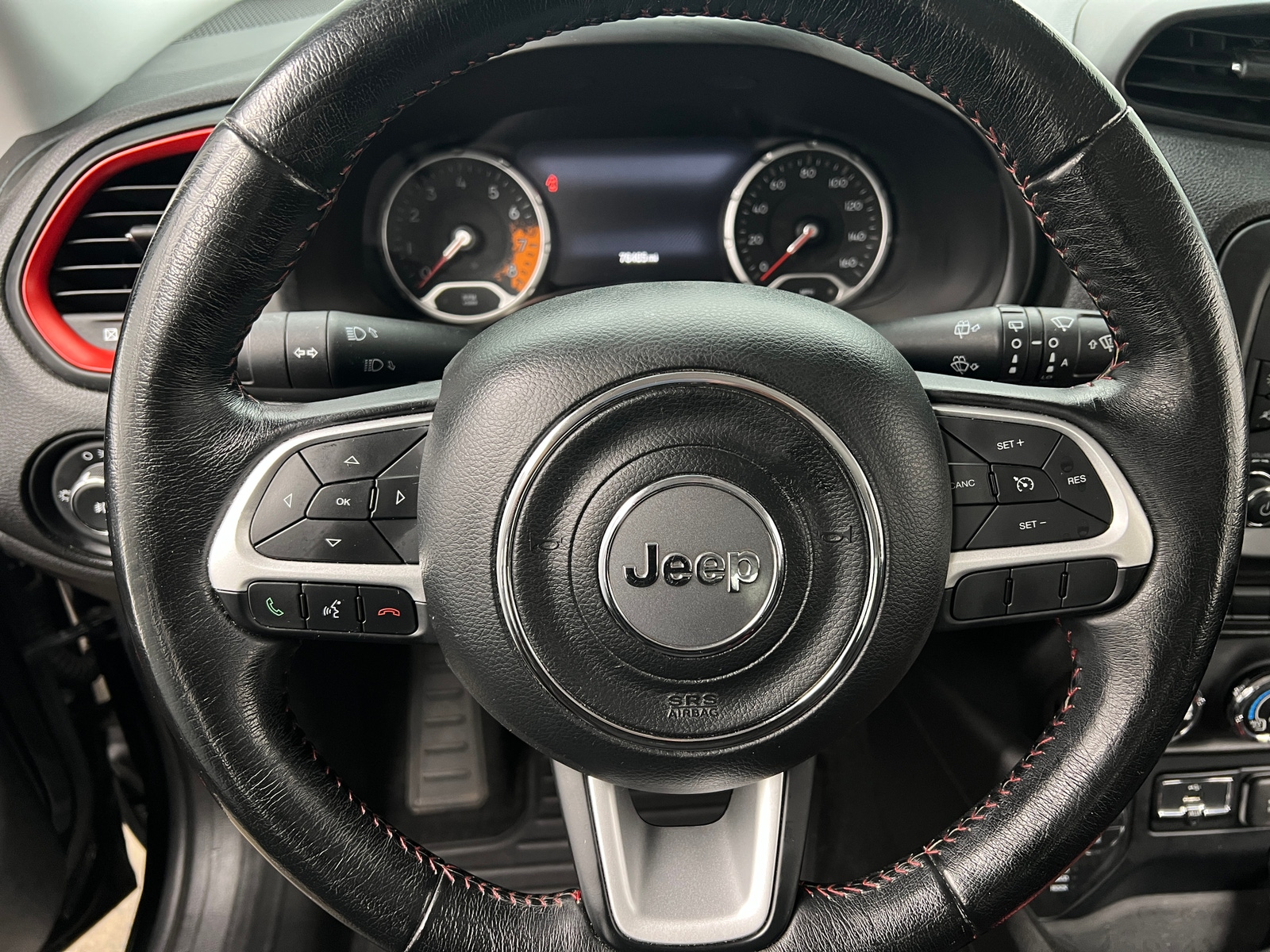 Thumbnail: 2017 Jeep Renegade - 5