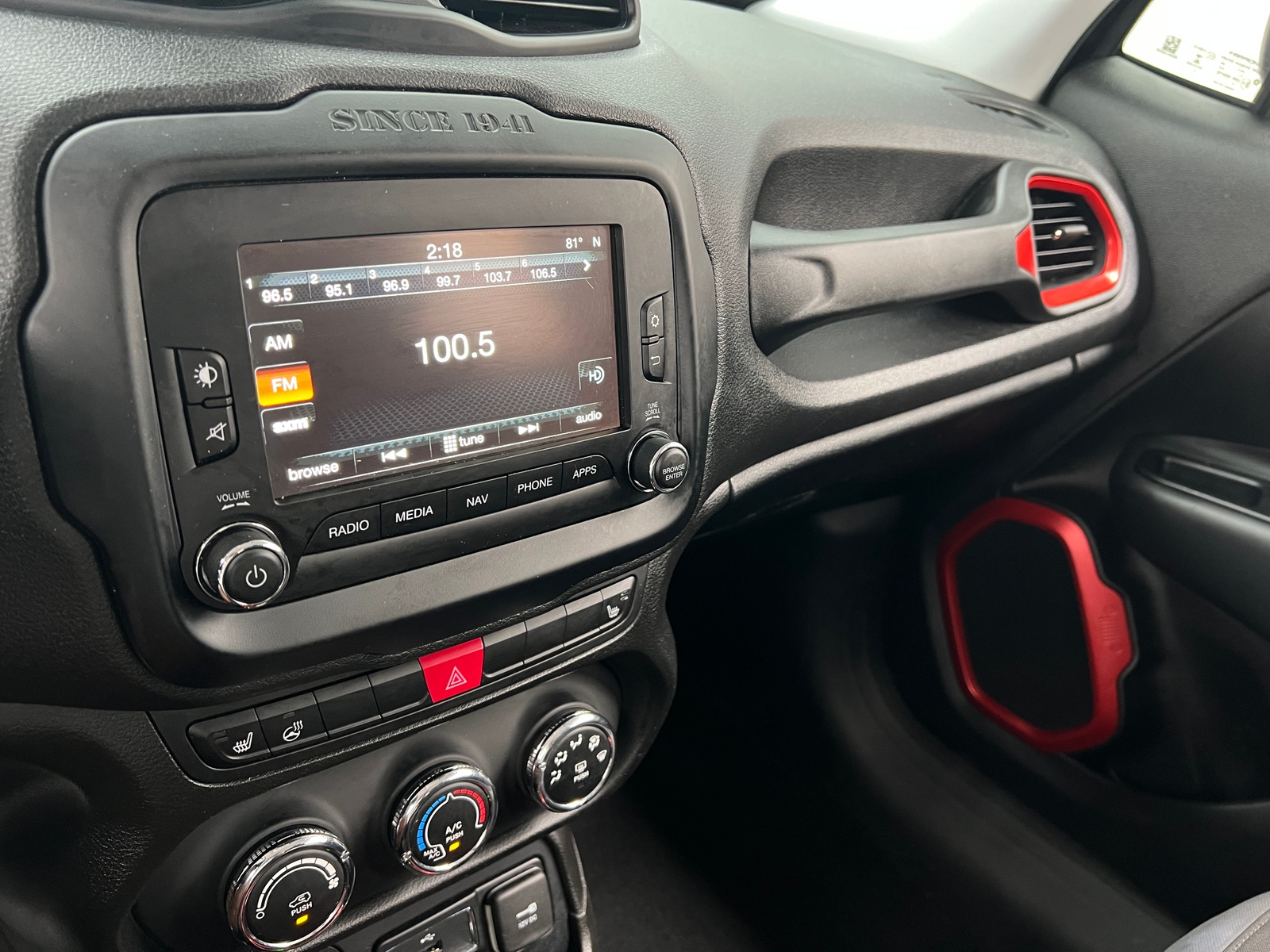 Thumbnail: 2017 Jeep Renegade - 4