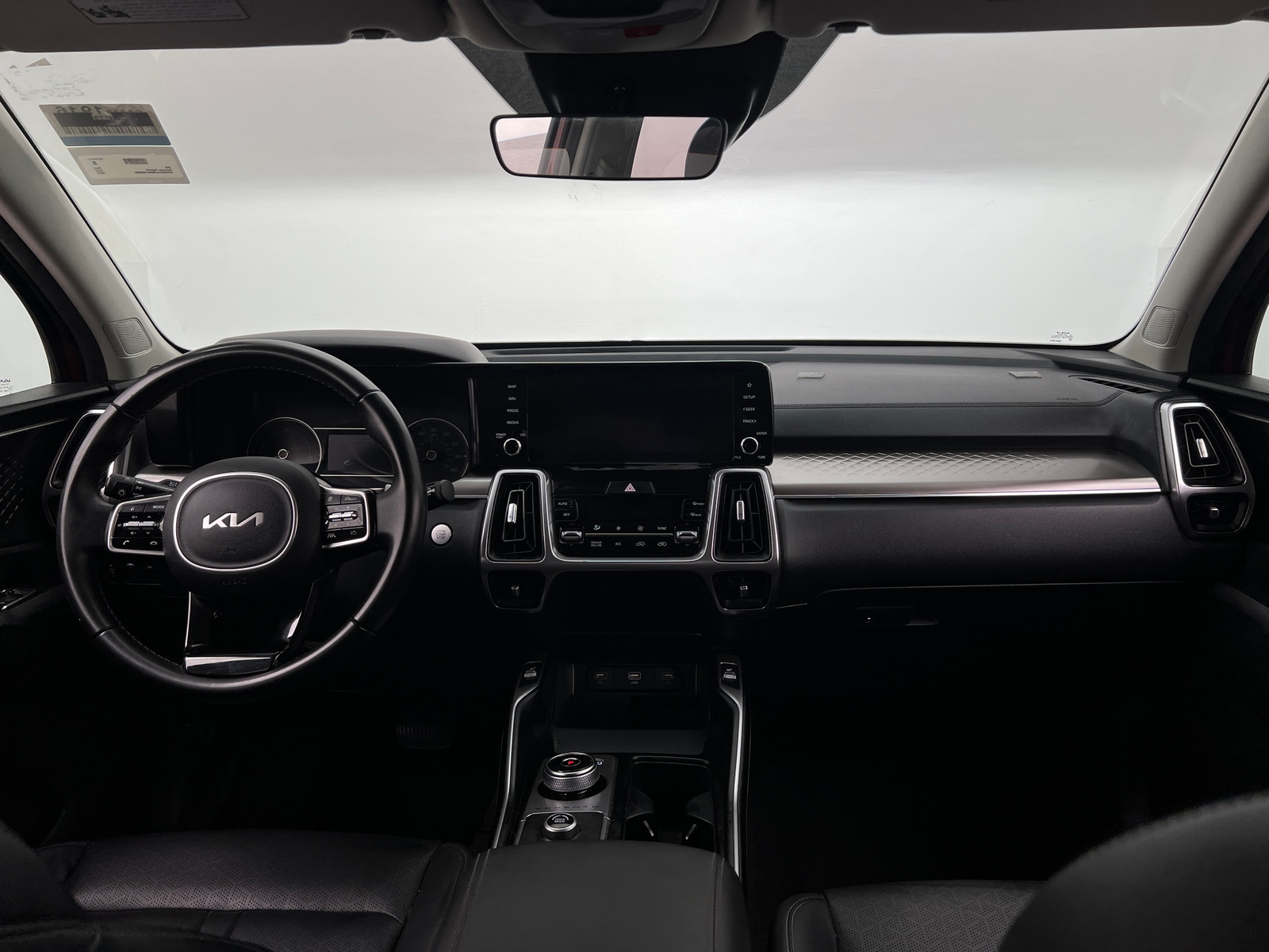 Thumbnail: 2022 Kia Sorento - 2