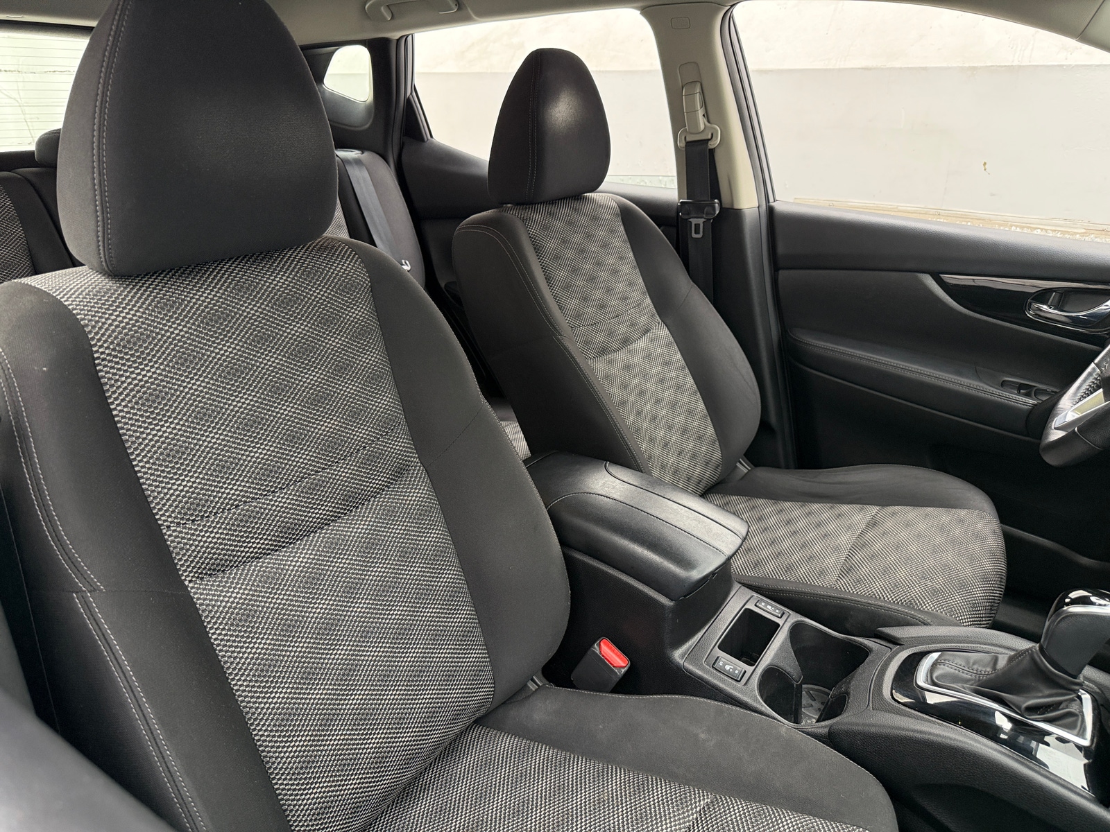 Thumbnail: 2019 Nissan Rogue Sport - 2