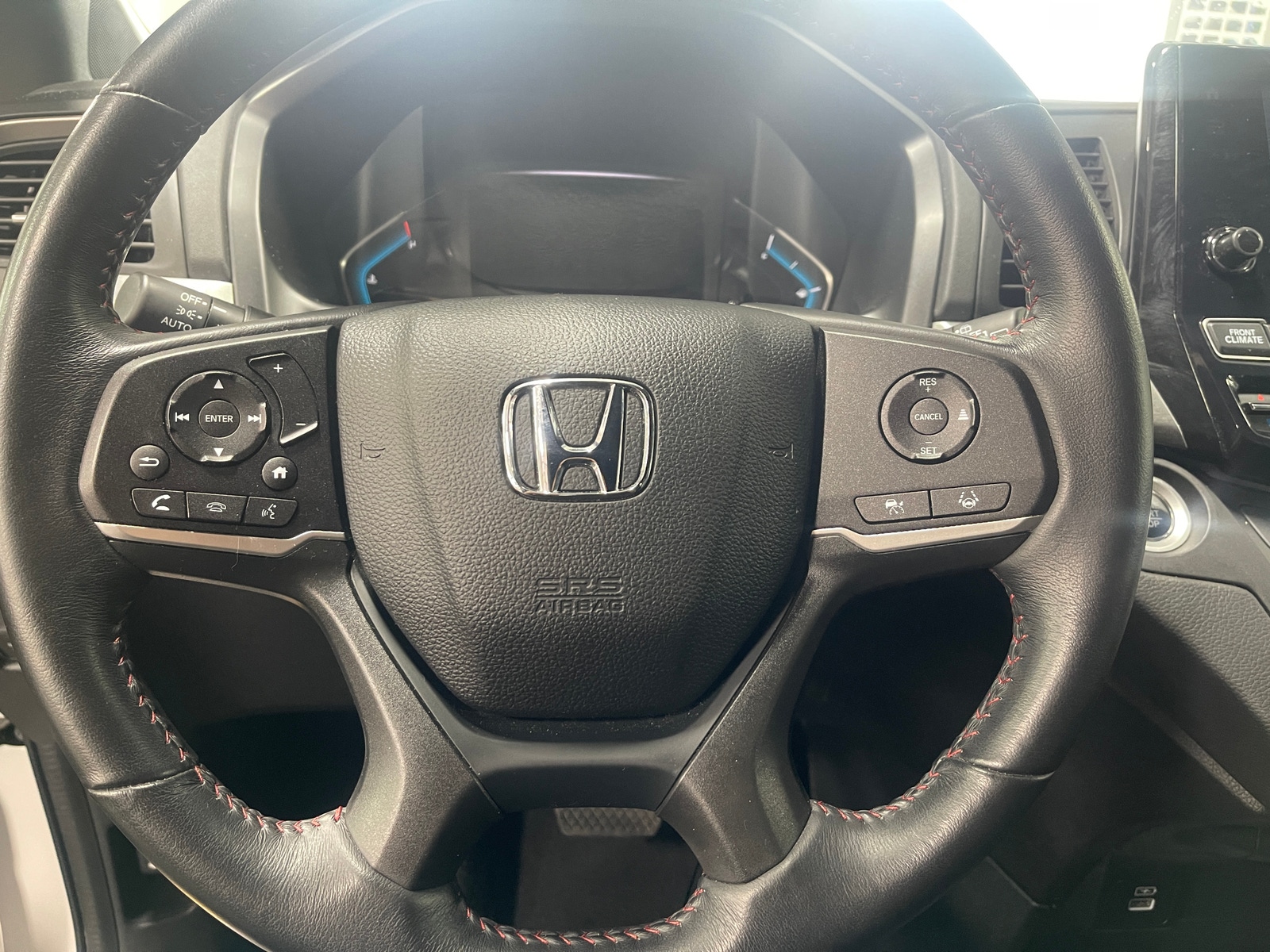 Thumbnail: 2023 Honda Odyssey - 4