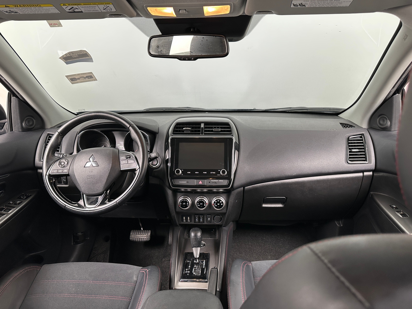 Thumbnail: 2024 Mitsubishi Outlander Sport - 3