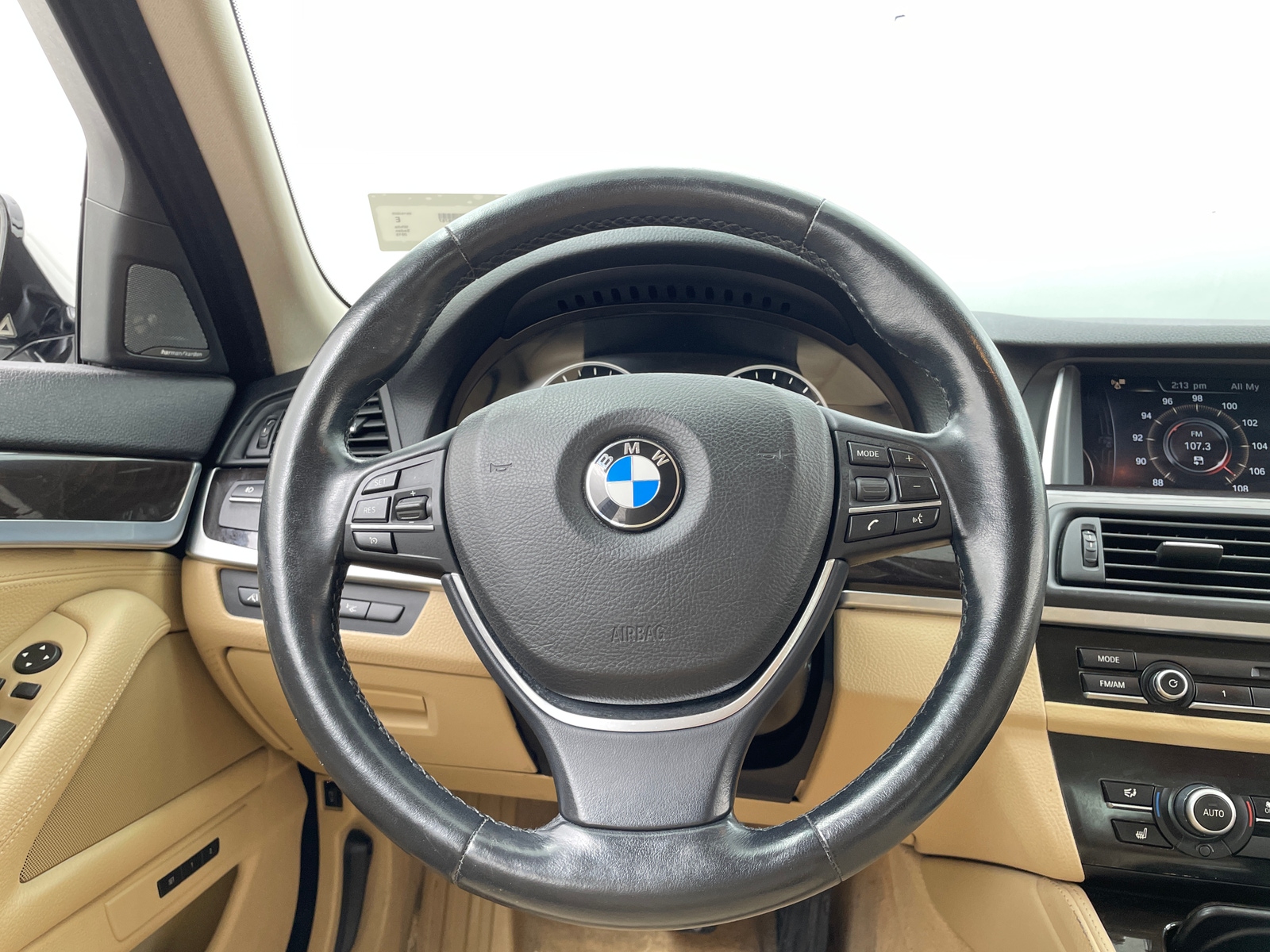 Thumbnail: 2015 BMW 5 Series - 4