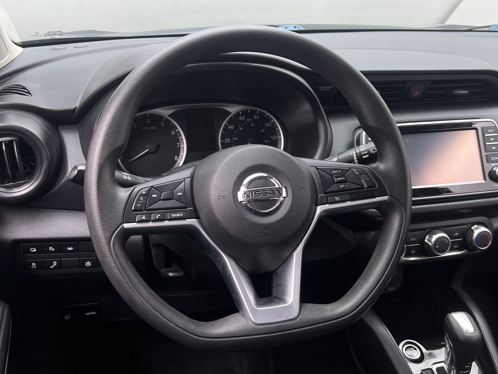 Thumbnail: 2021 Nissan Kicks - 5