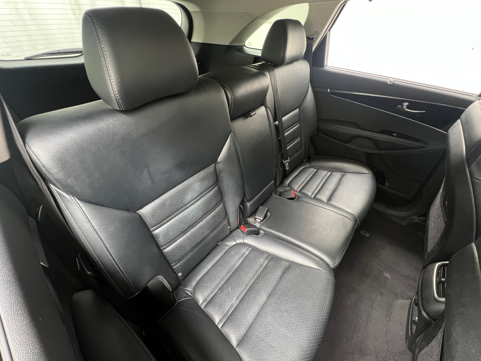 Thumbnail: 2018 Kia Sorento - 5
