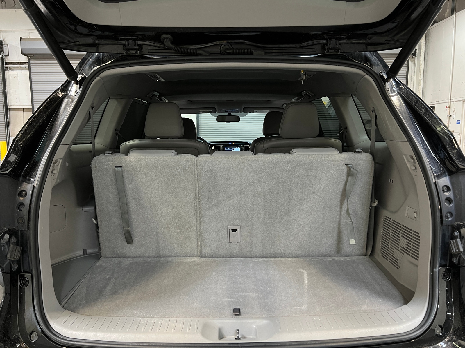 Thumbnail: 2016 Toyota Highlander - 6