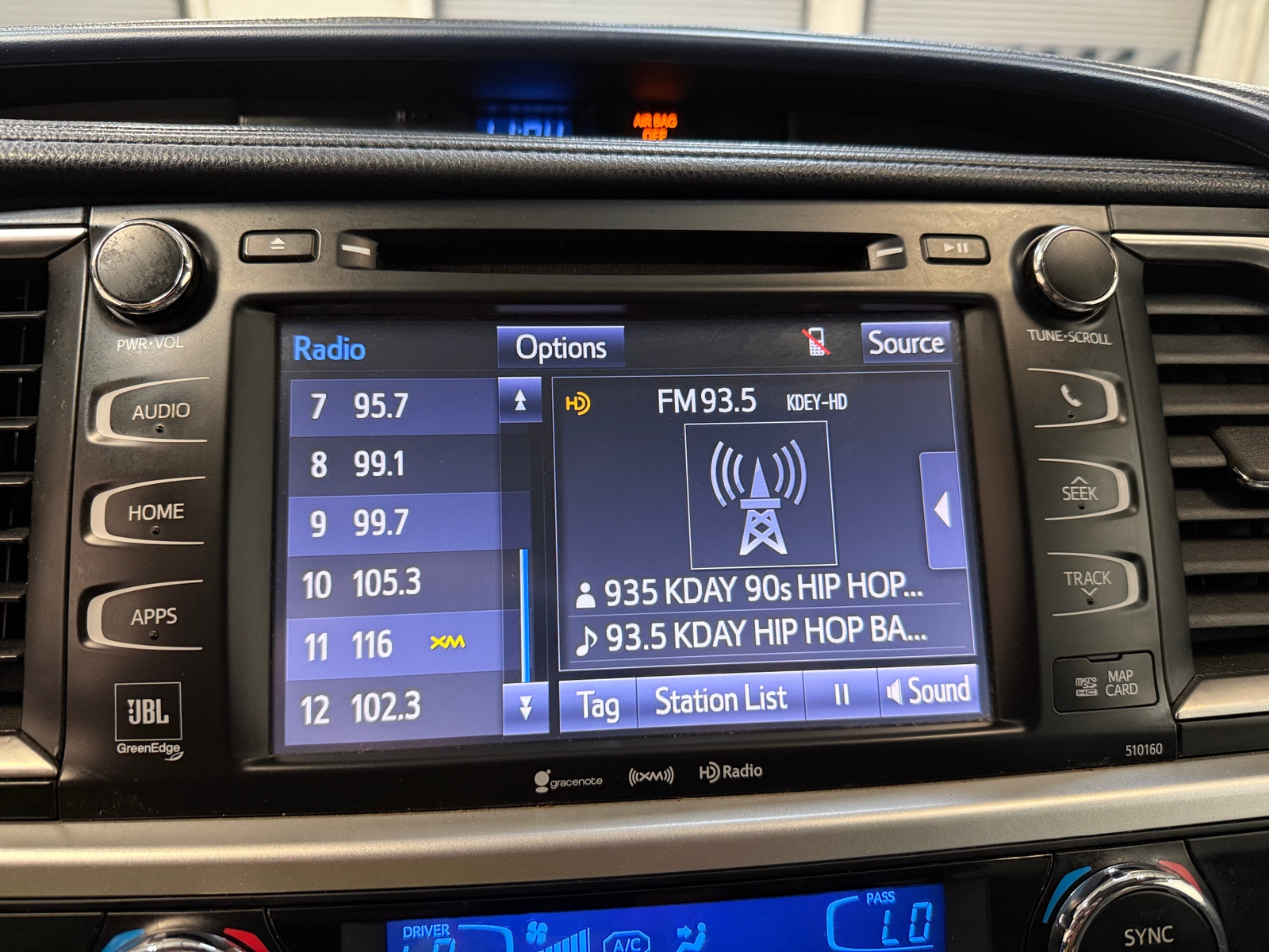 Thumbnail: 2016 Toyota Highlander - 3