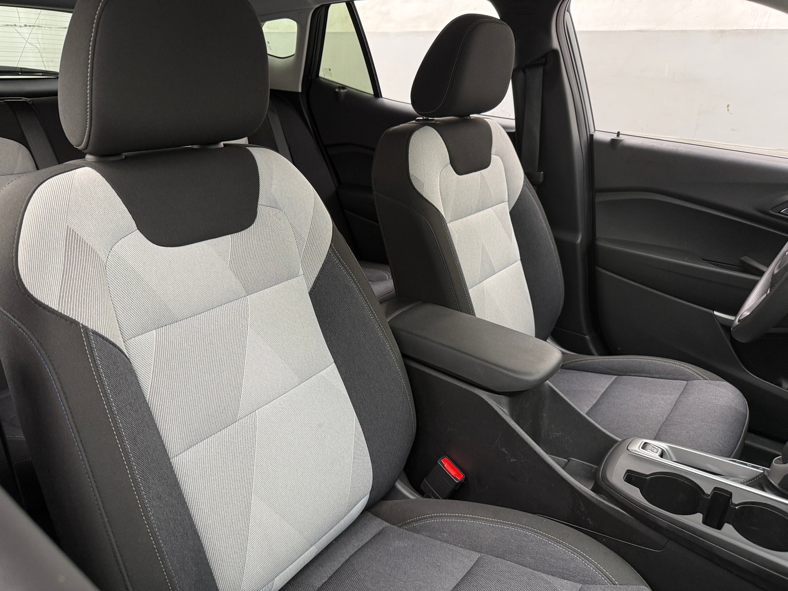 Thumbnail: 2024 Chevrolet Trax - 2