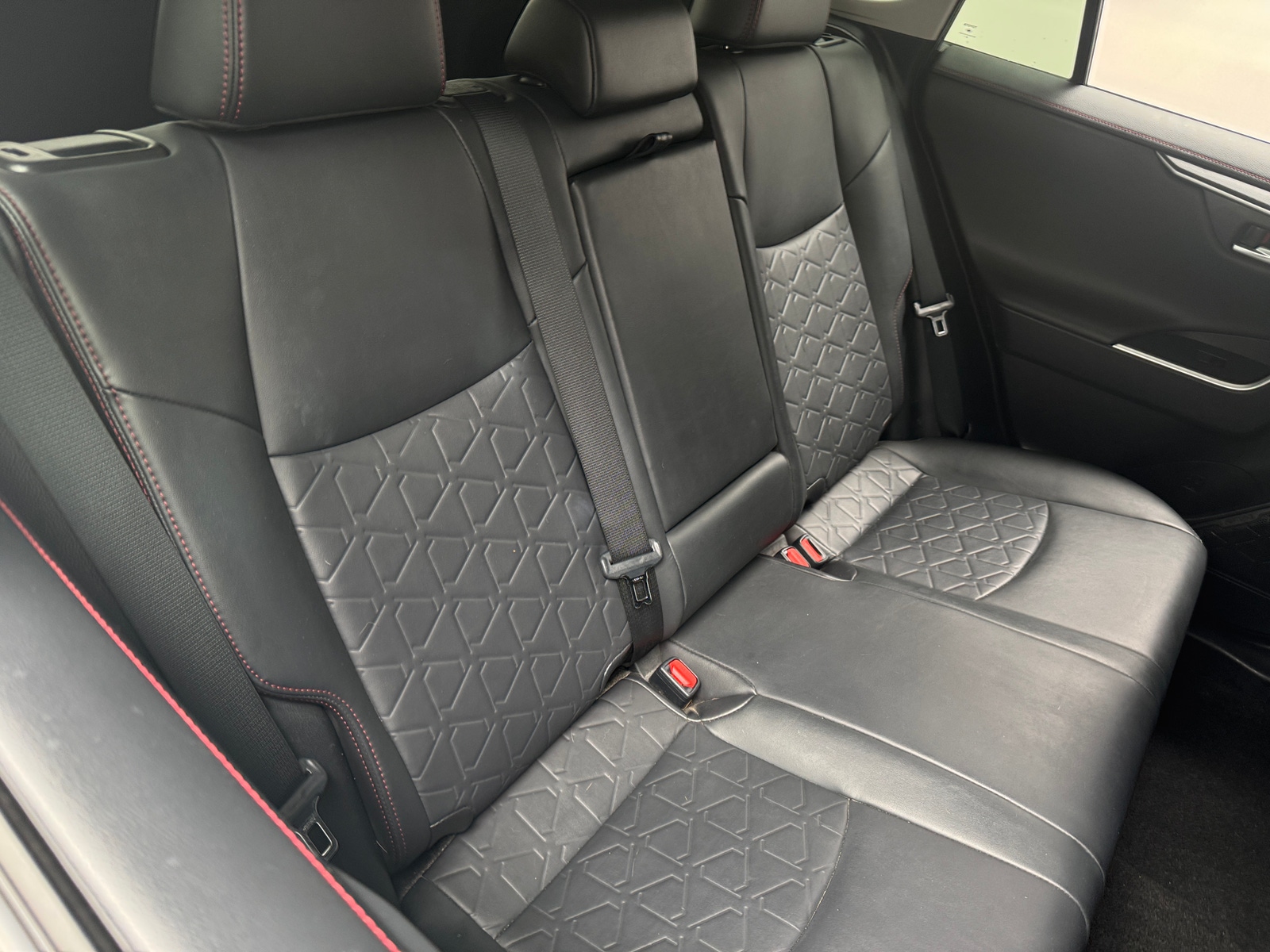 Thumbnail: 2021 Toyota RAV4 - 6