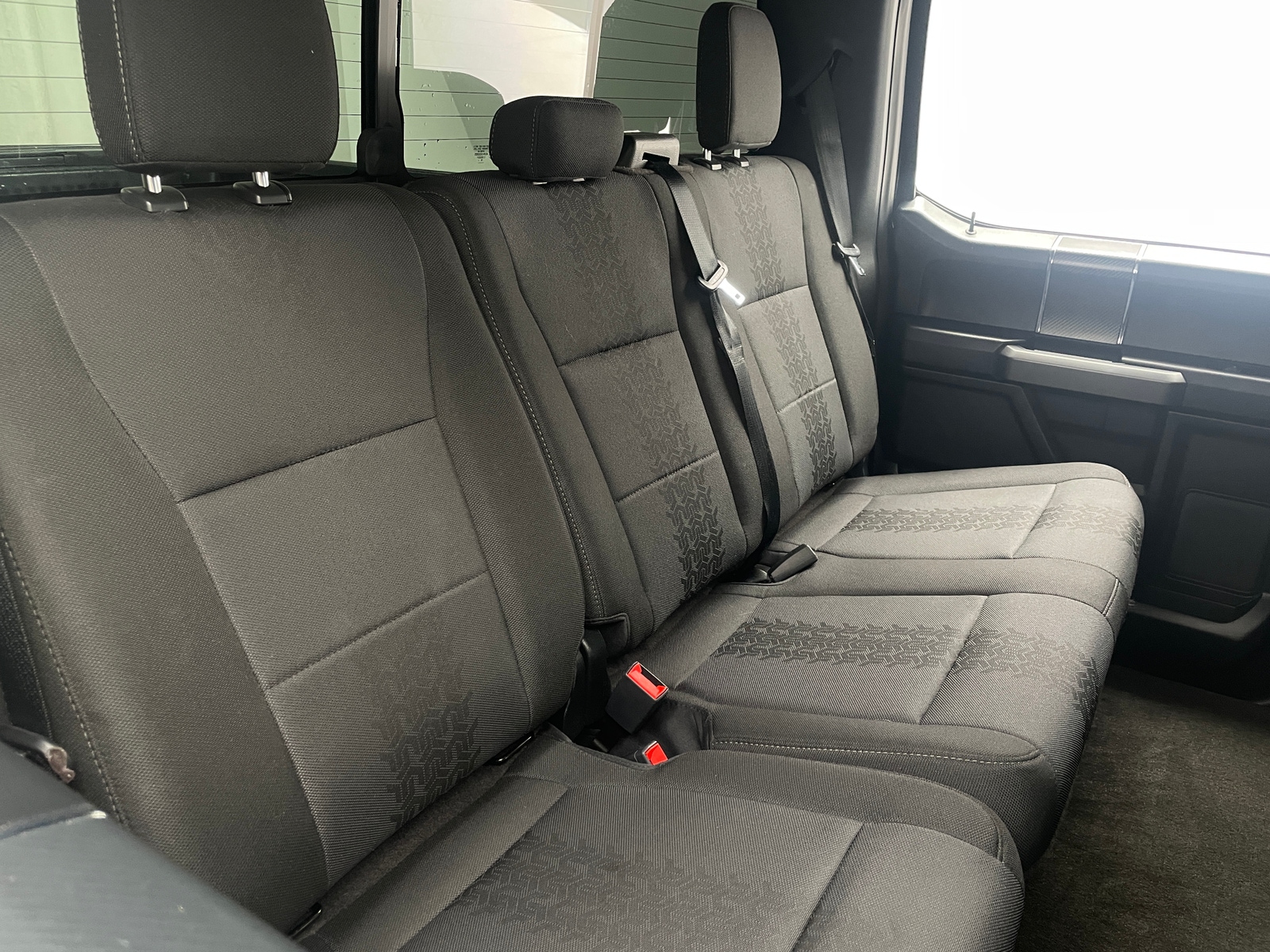 Thumbnail: 2020 Ford Econoline - 6