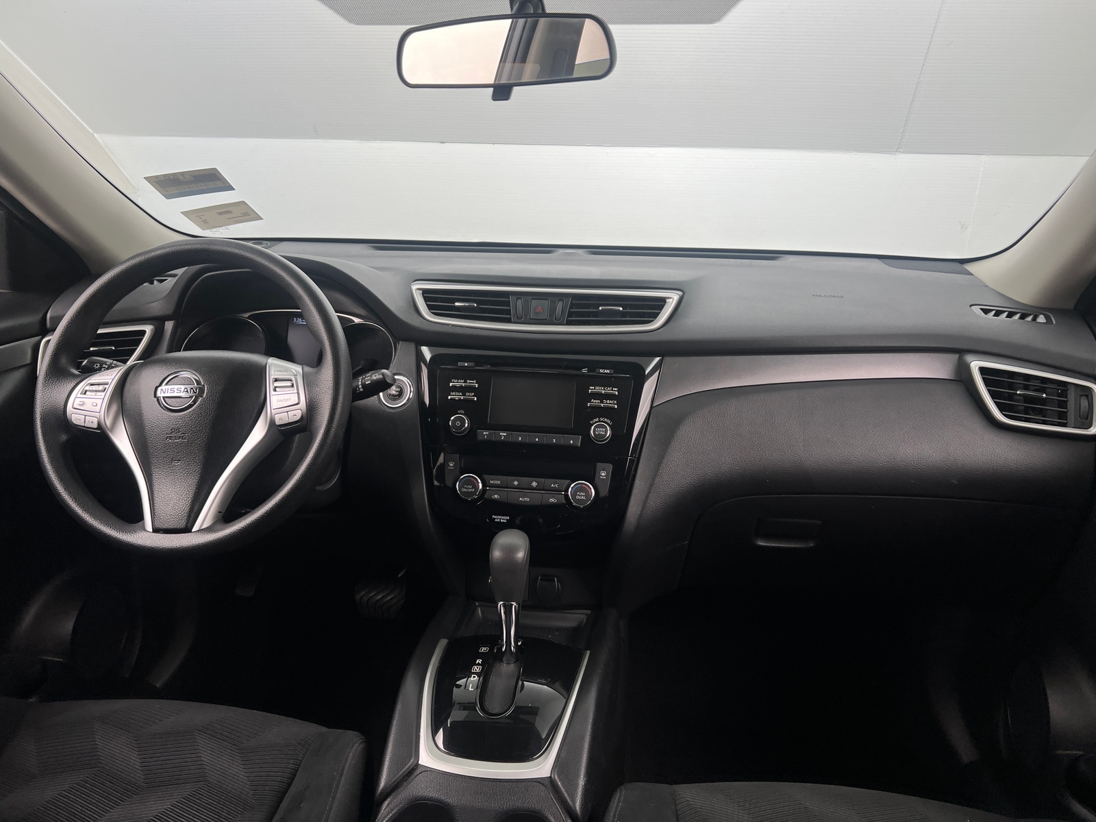 Thumbnail: 2015 Nissan Rogue - 3
