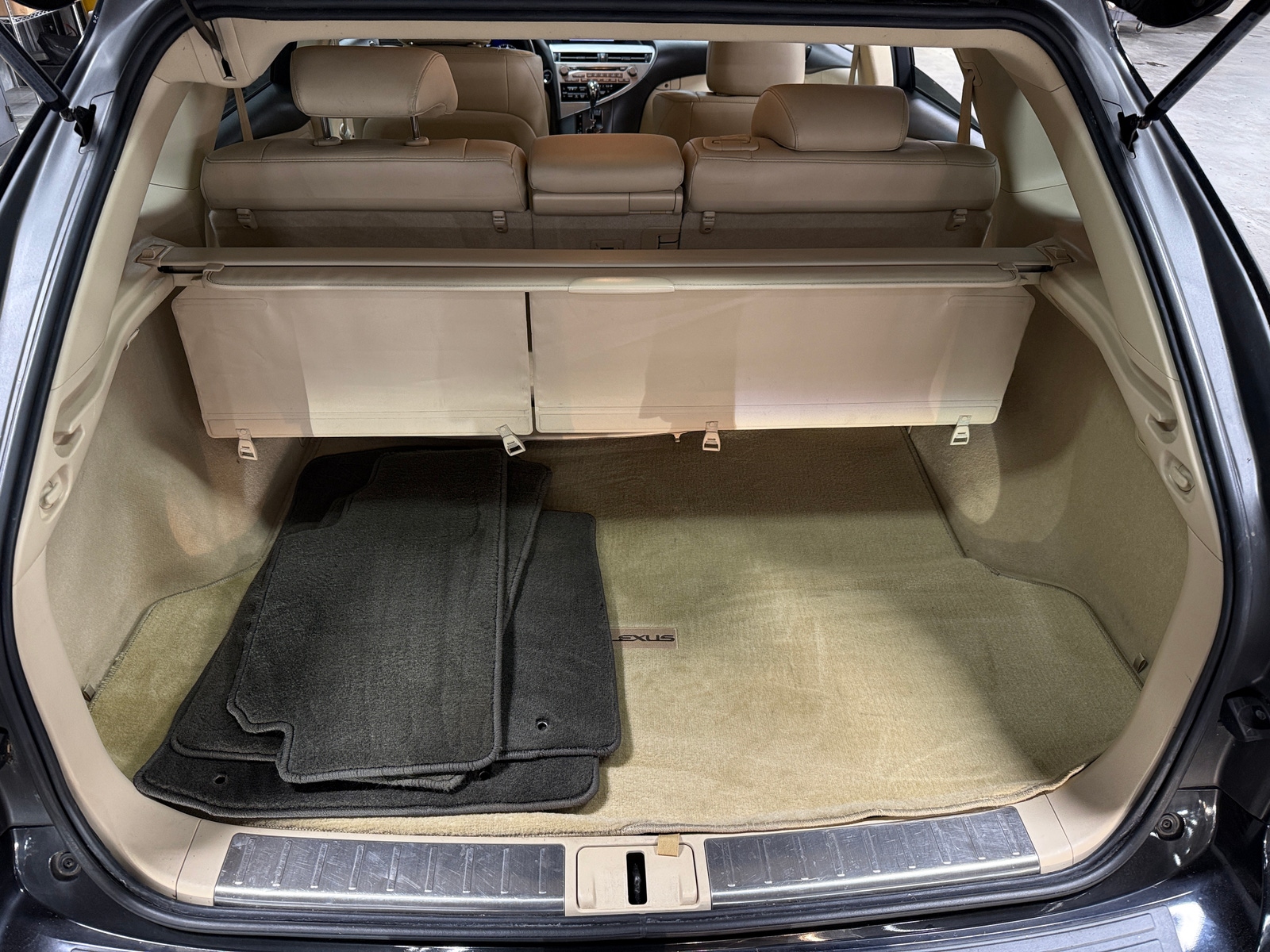 Thumbnail: 2010 Lexus RX - 7