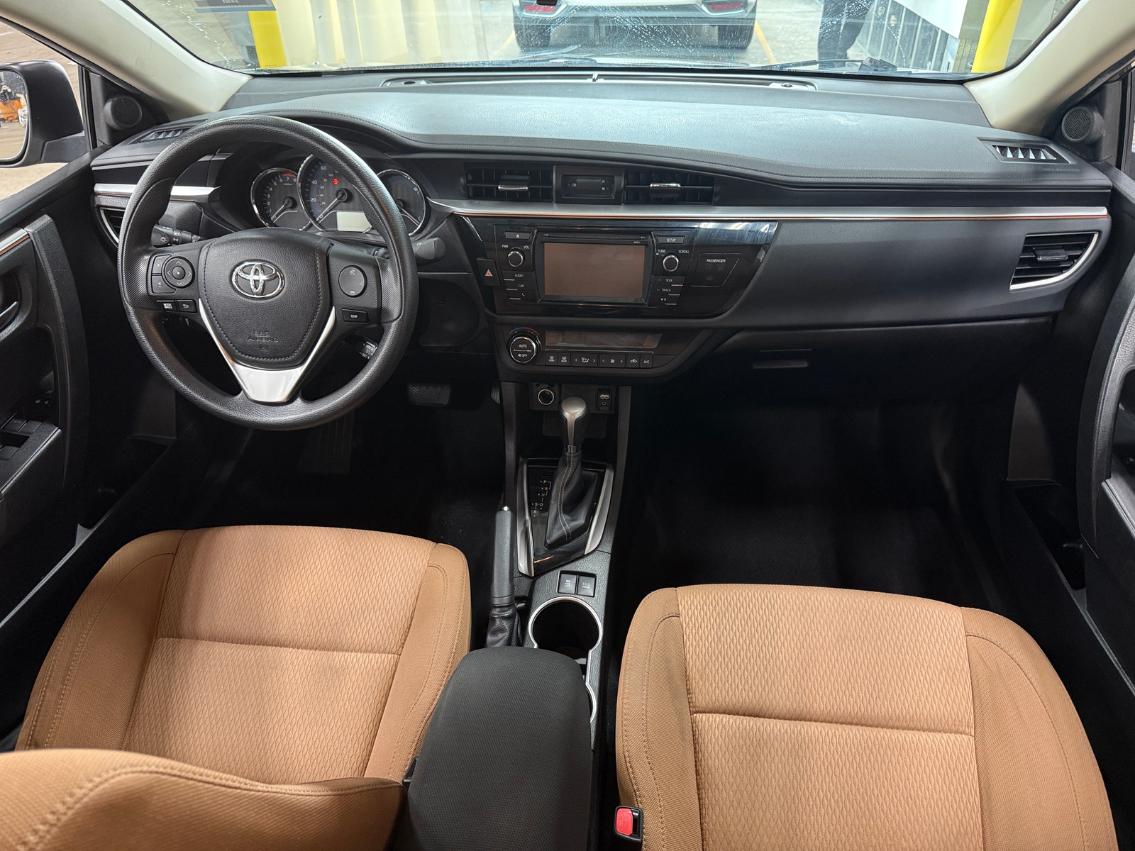 Thumbnail: 2016 Toyota Corolla - 3