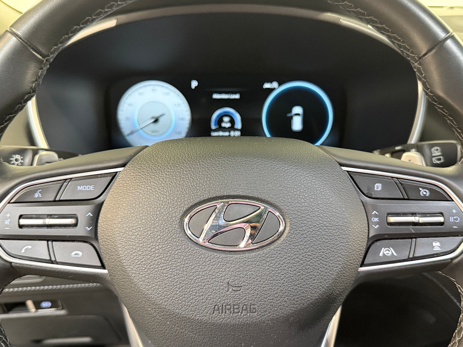 Thumbnail: 2022 Hyundai Santa Fe - 4