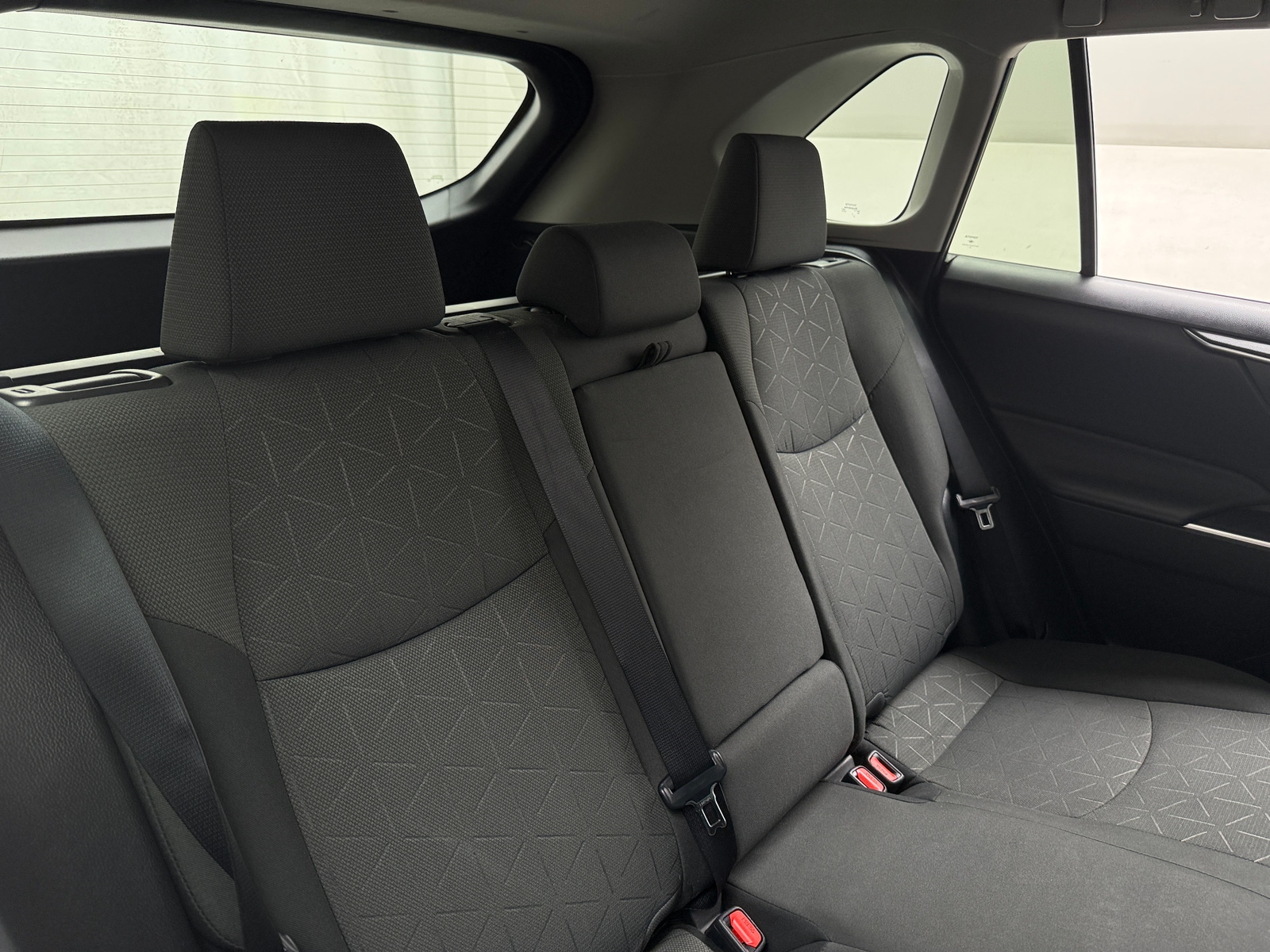Thumbnail: 2022 Toyota RAV4 - 6