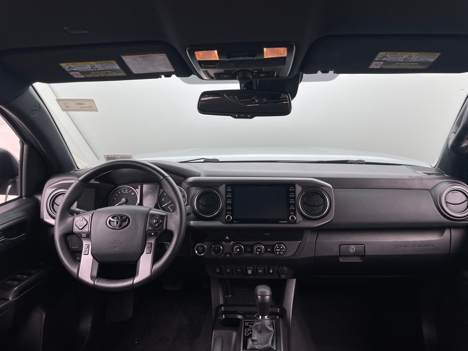 Thumbnail: 2020 Toyota Tacoma - 3