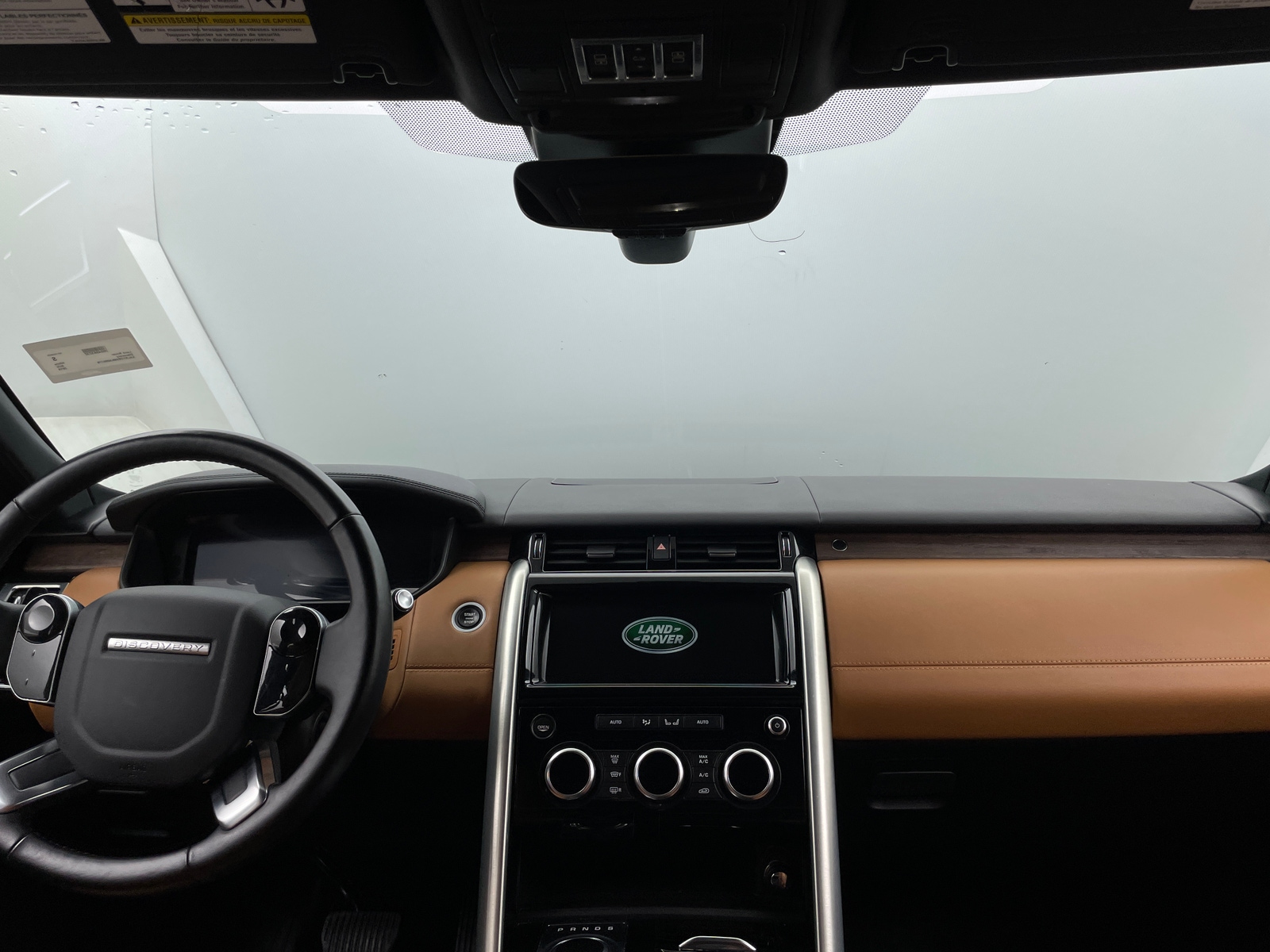 Thumbnail: 2019 Land Rover Discovery - 2