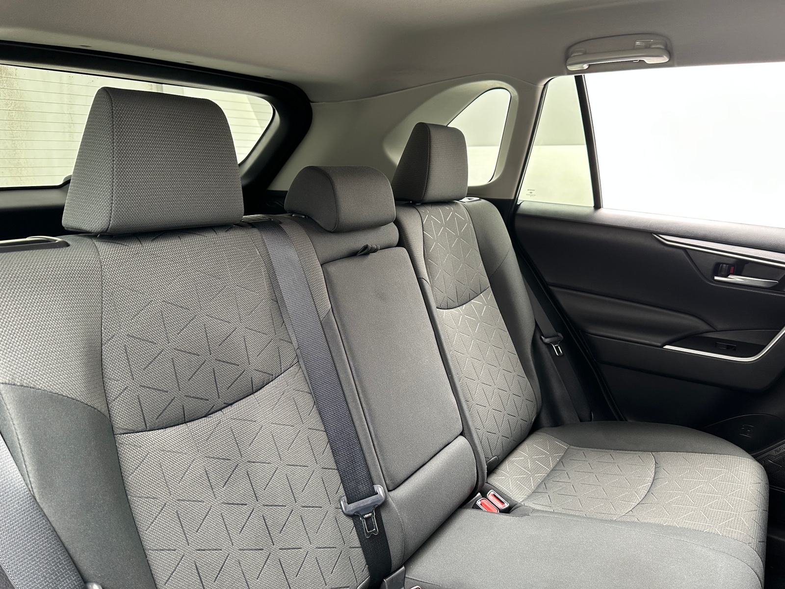 Thumbnail: 2020 Toyota RAV4 - 6