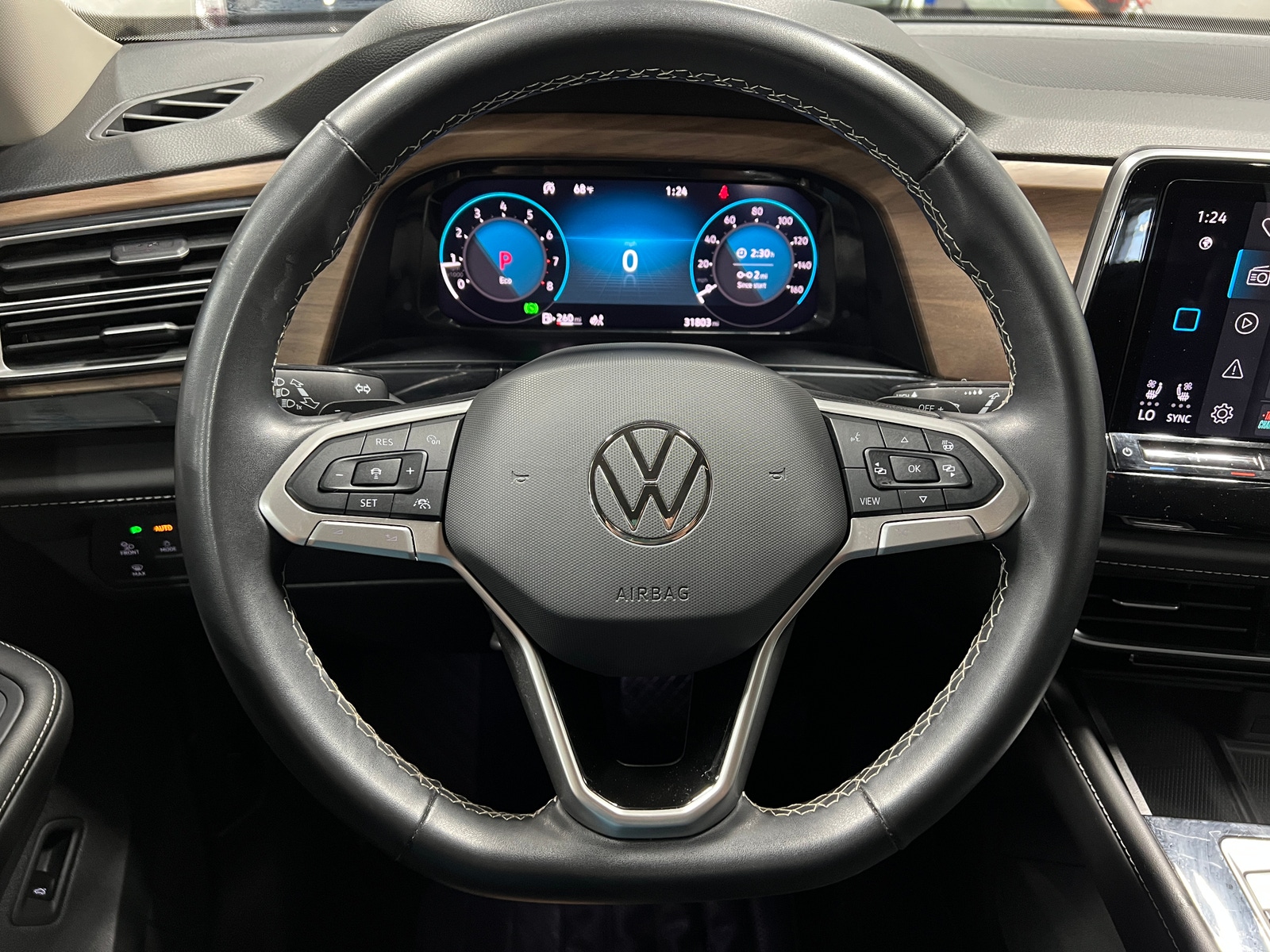 Thumbnail: 2024 Volkswagen Atlas - 4