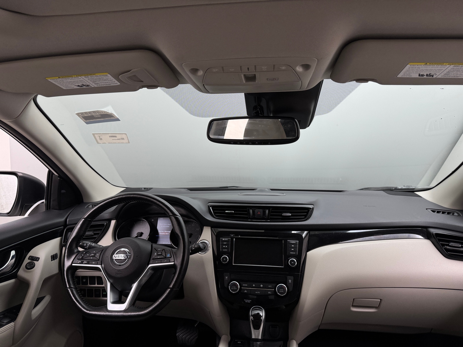 Thumbnail: 2022 Nissan Rogue Sport - 2