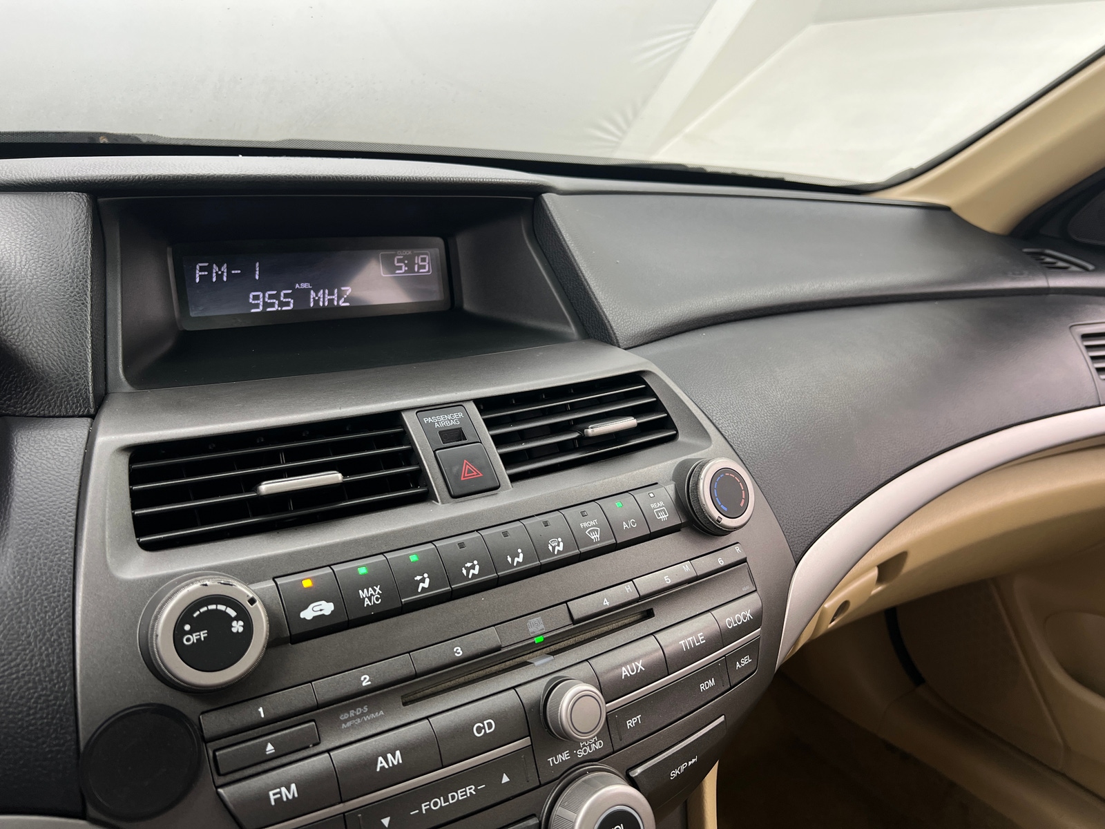 Thumbnail: 2011 Honda Accord - 3