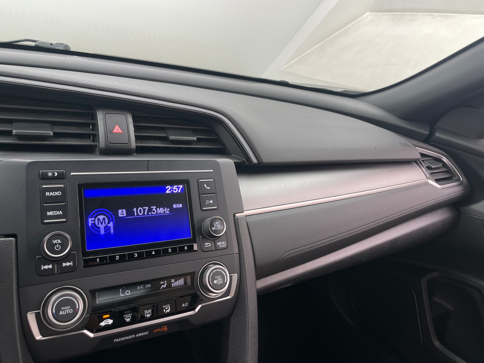 Thumbnail: 2016 Honda Civic - 3